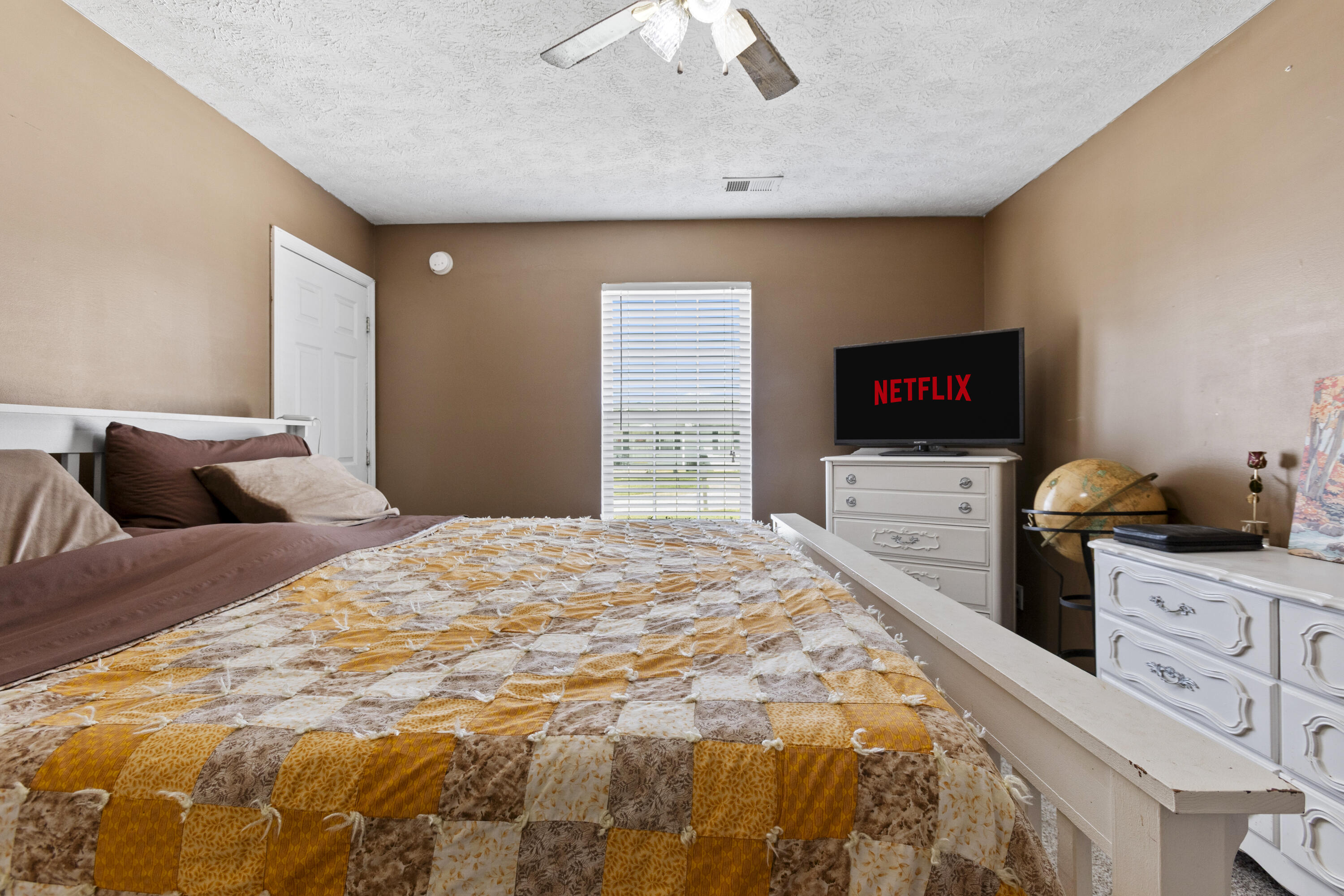 912 Martha Branch Drive Property Photo 12