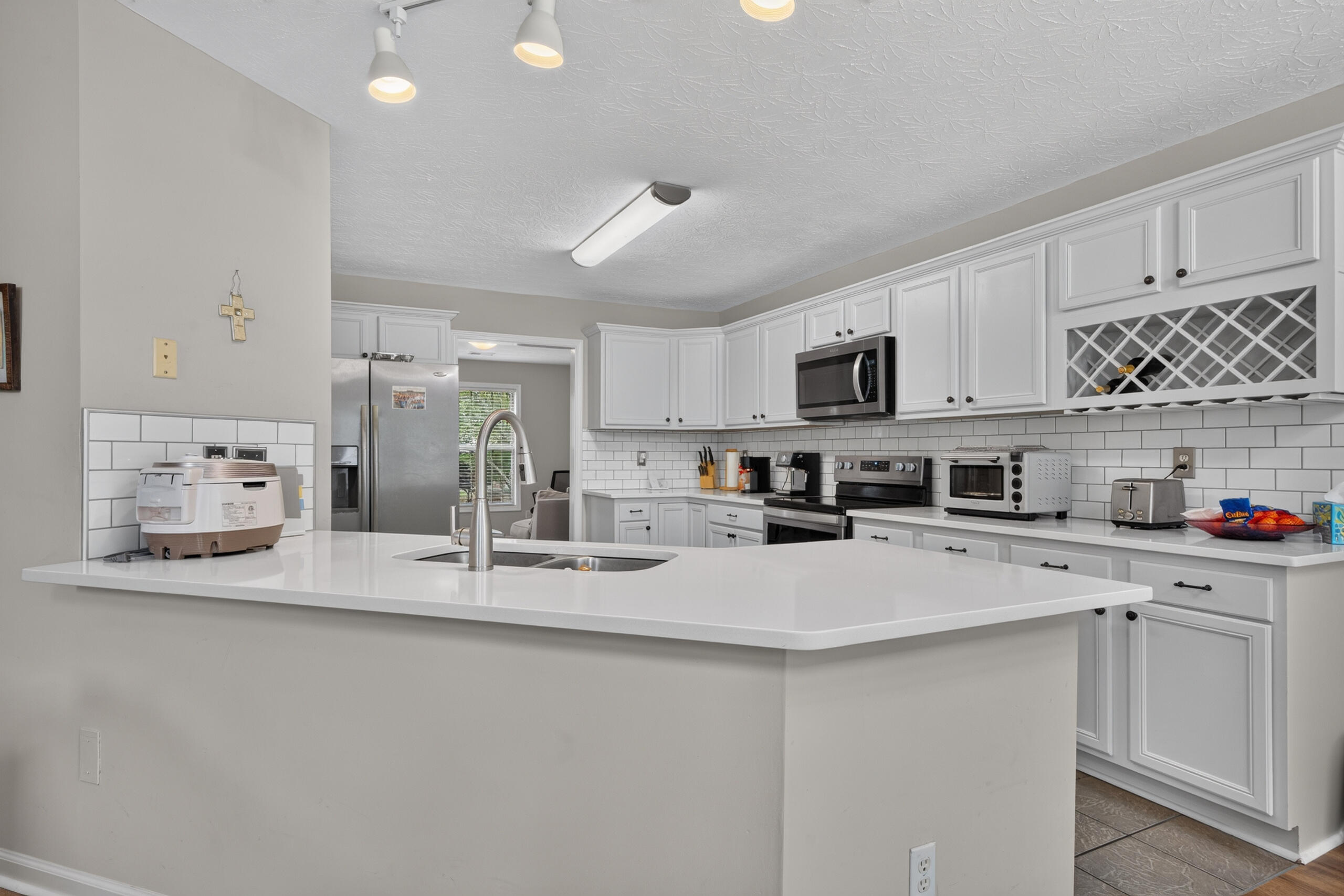 708 Sunny Slope Trace Property Photo 14