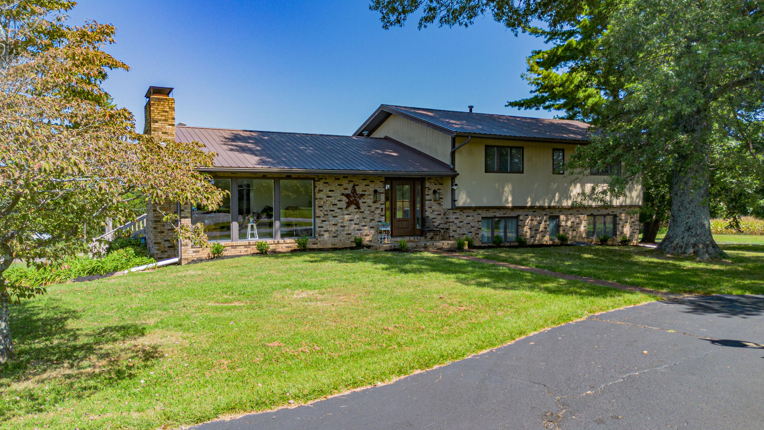 6844 Ky-120 Property Photo 1