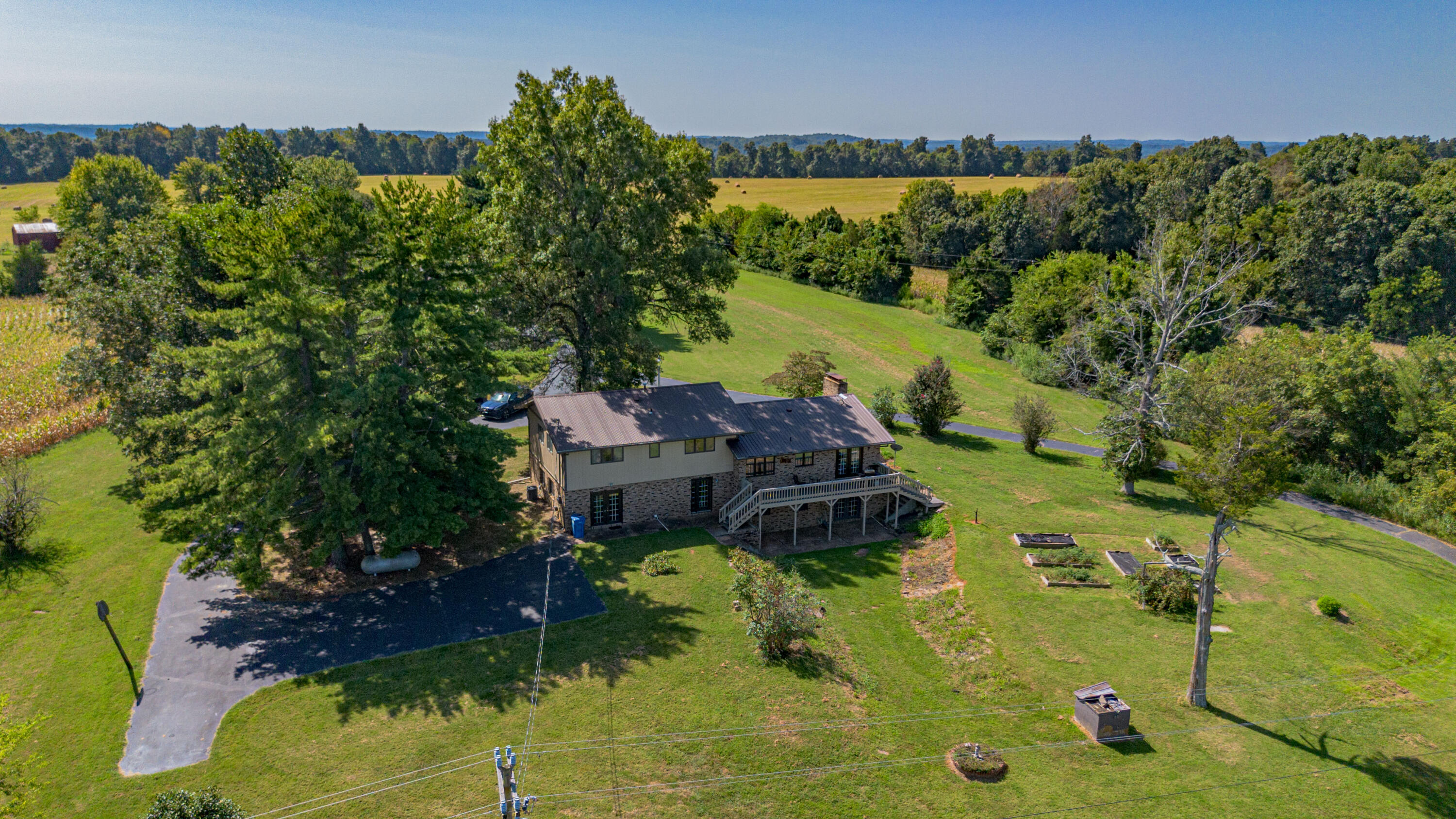 6844 Ky-120 Property Photo 2