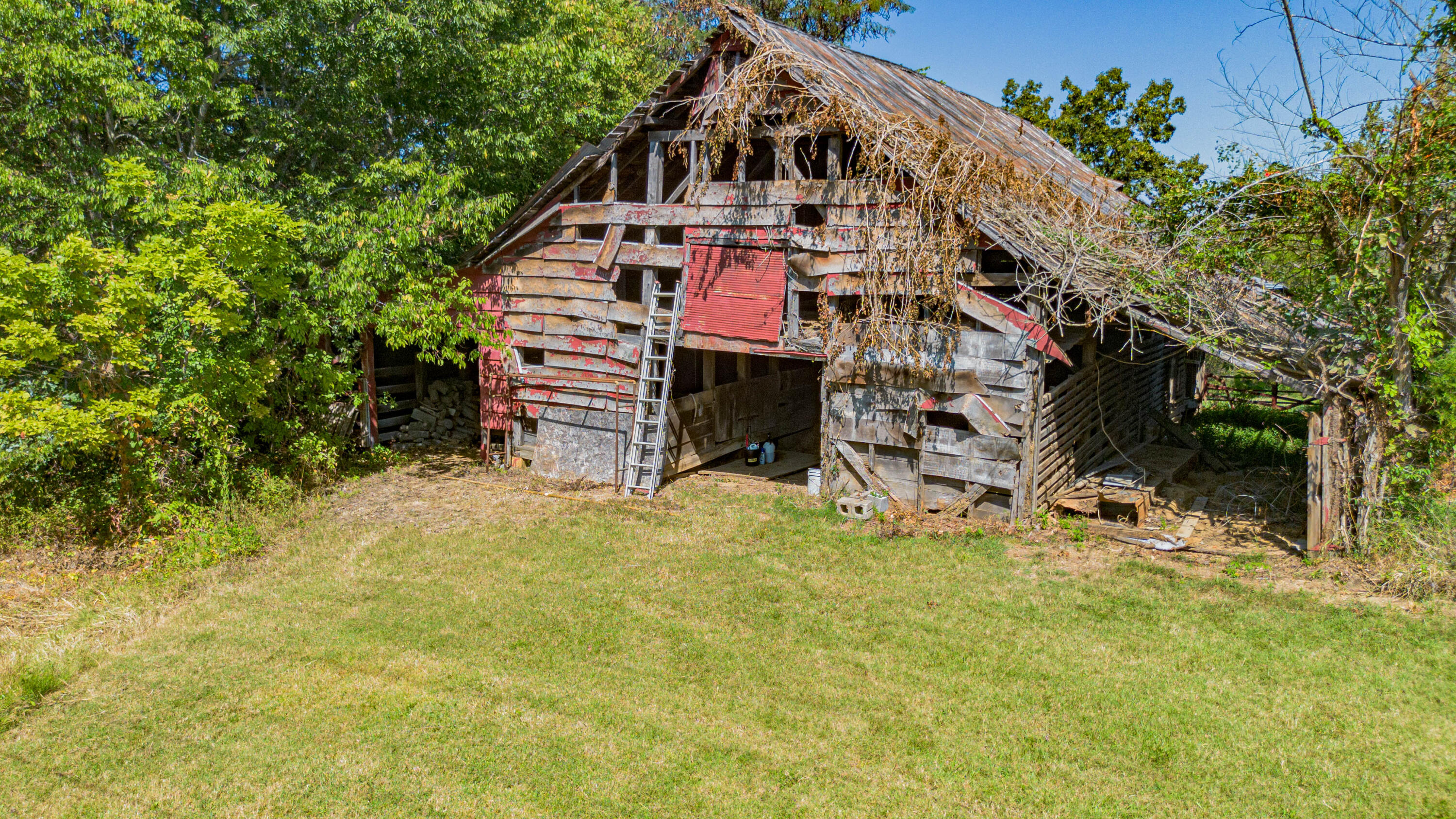 6844 Ky-120 Property Photo 12