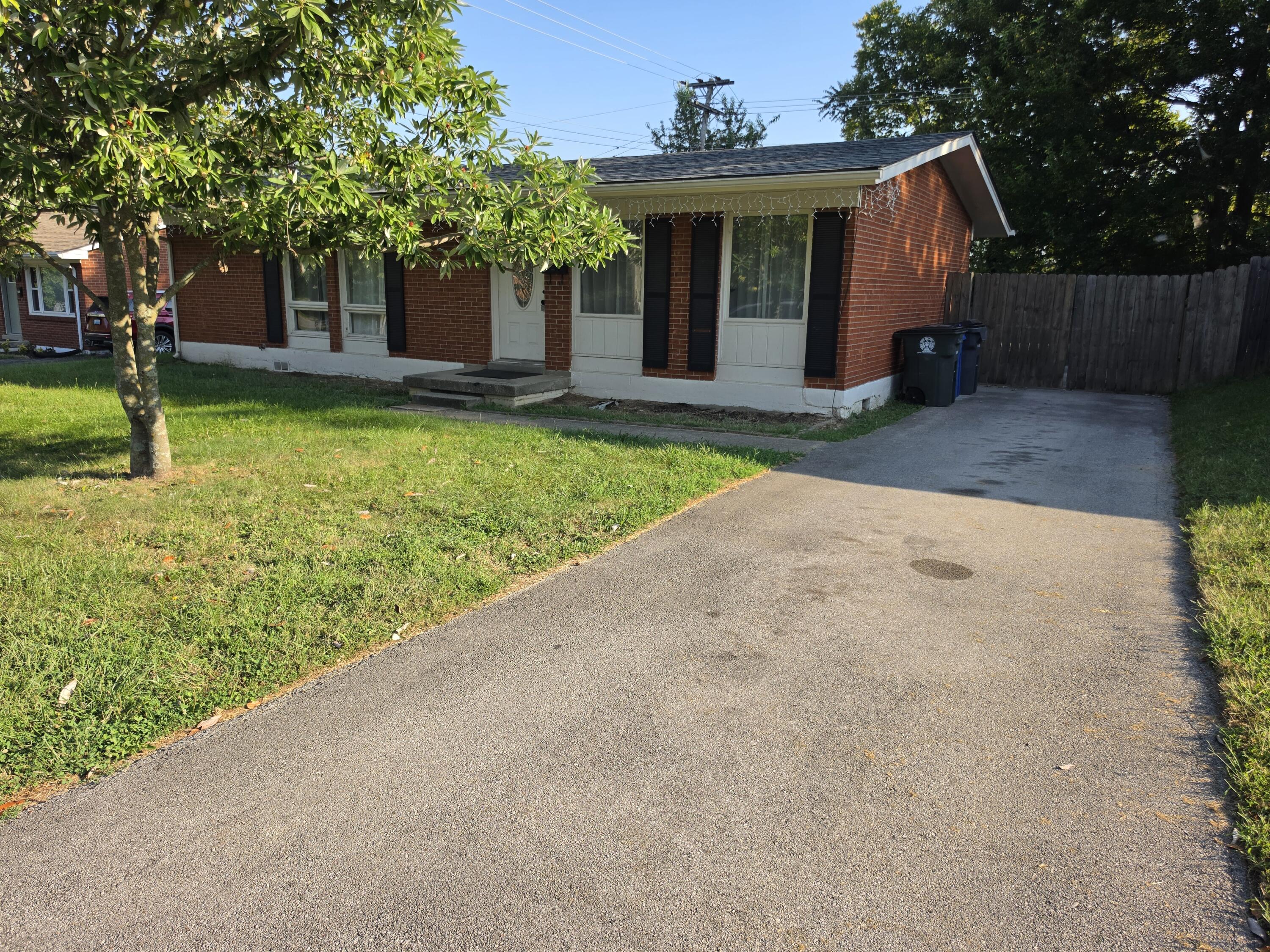 1893 Dunkirk Drive Property Photo 3