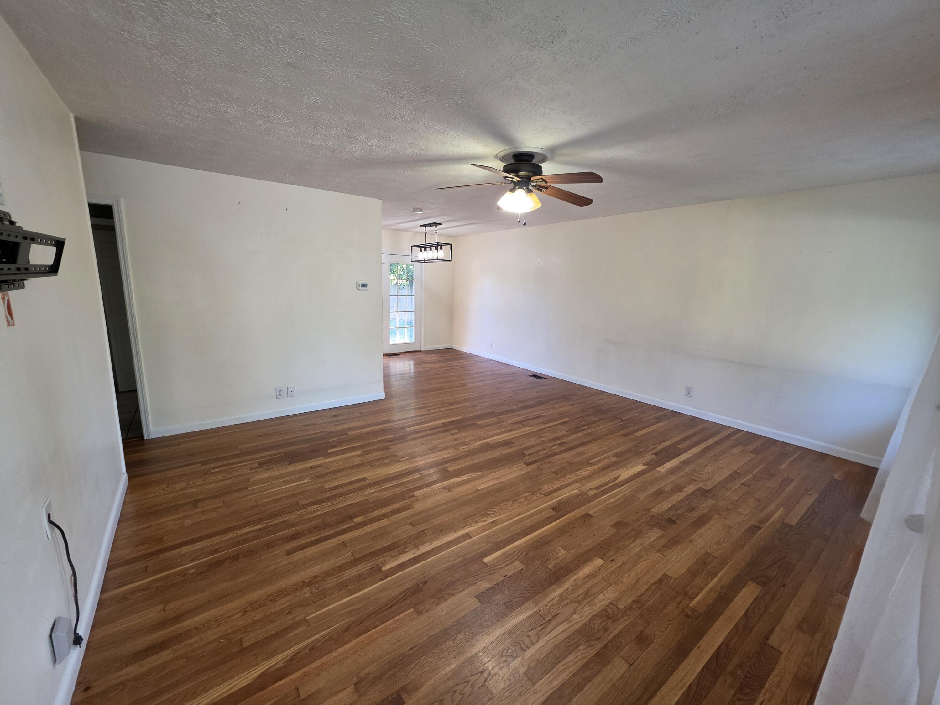 1893 Dunkirk Drive Property Photo 4