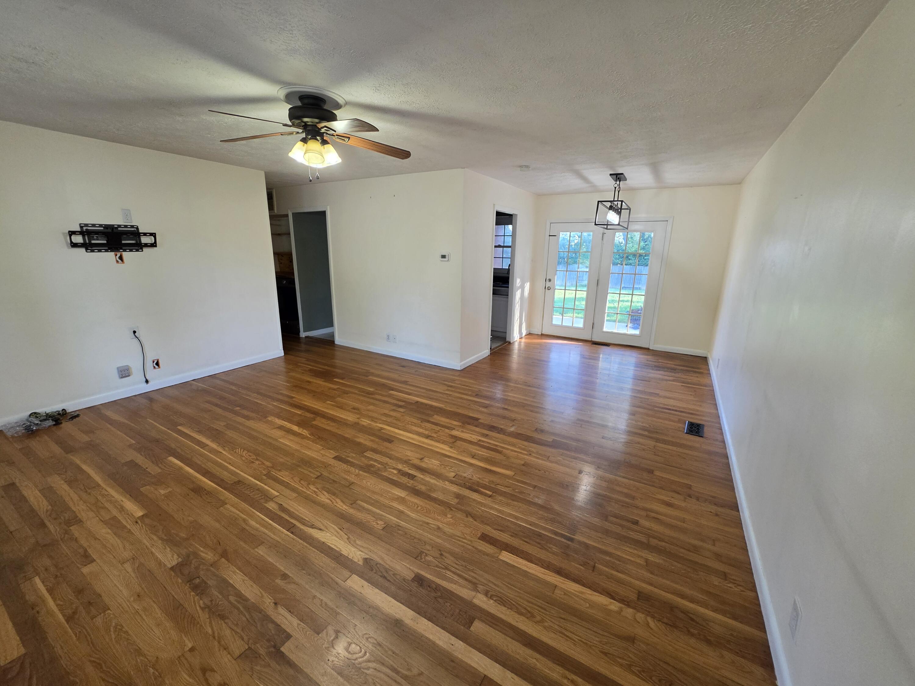 1893 Dunkirk Drive Property Photo 6