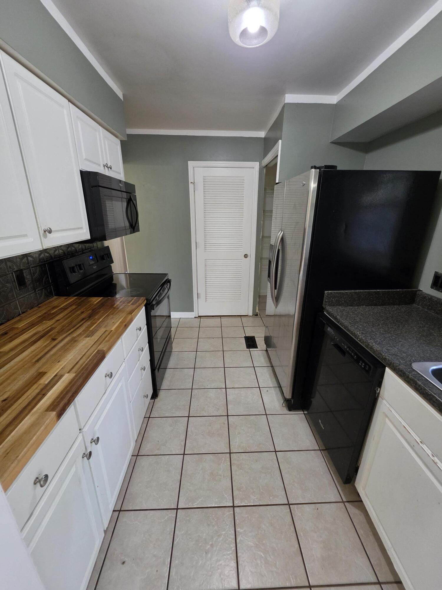 1893 Dunkirk Drive Property Photo 7