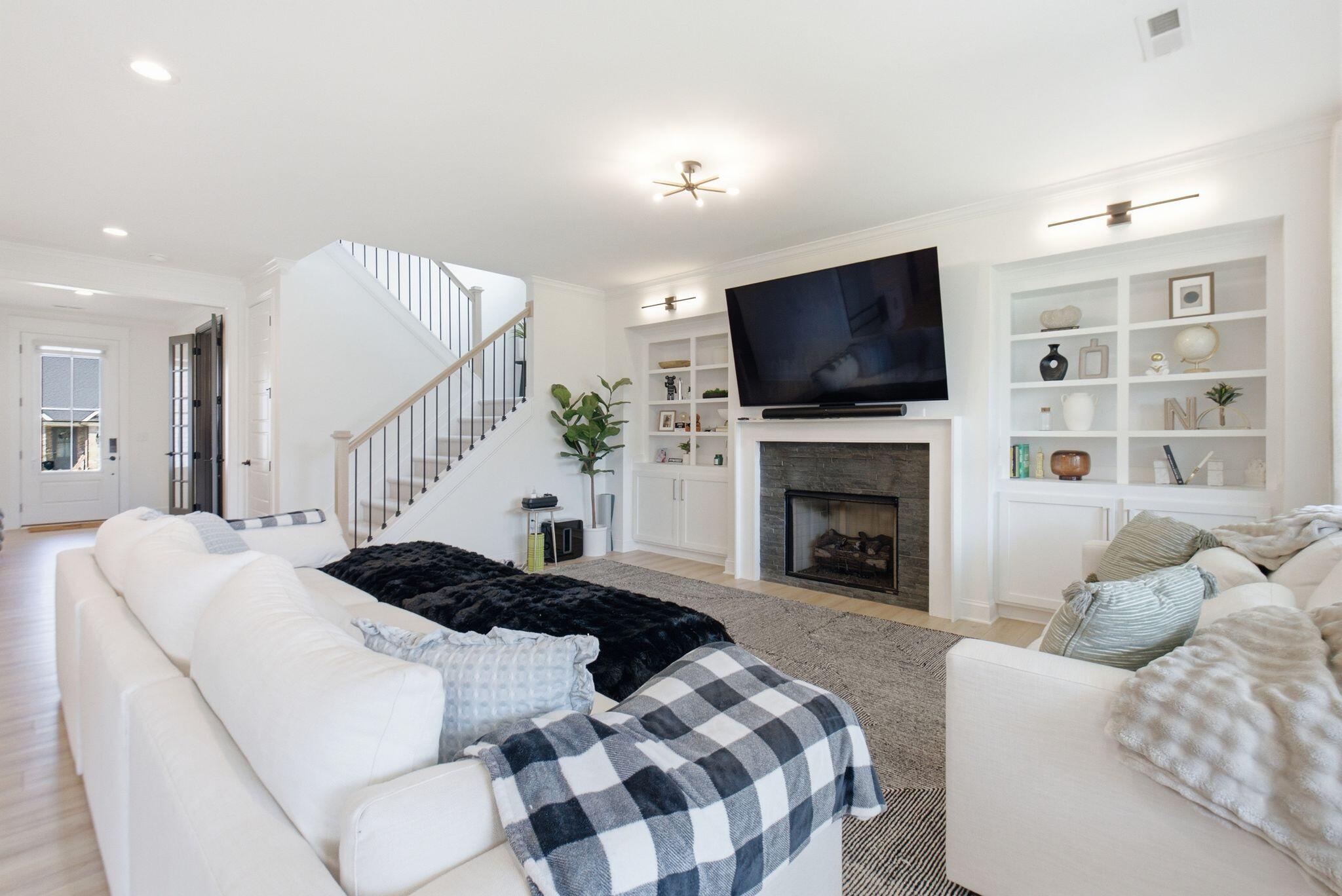 1060 Squirrel Nest Lane Property Photo 12
