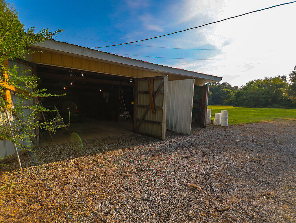 2499 Kentucky 58 Property Photo 38