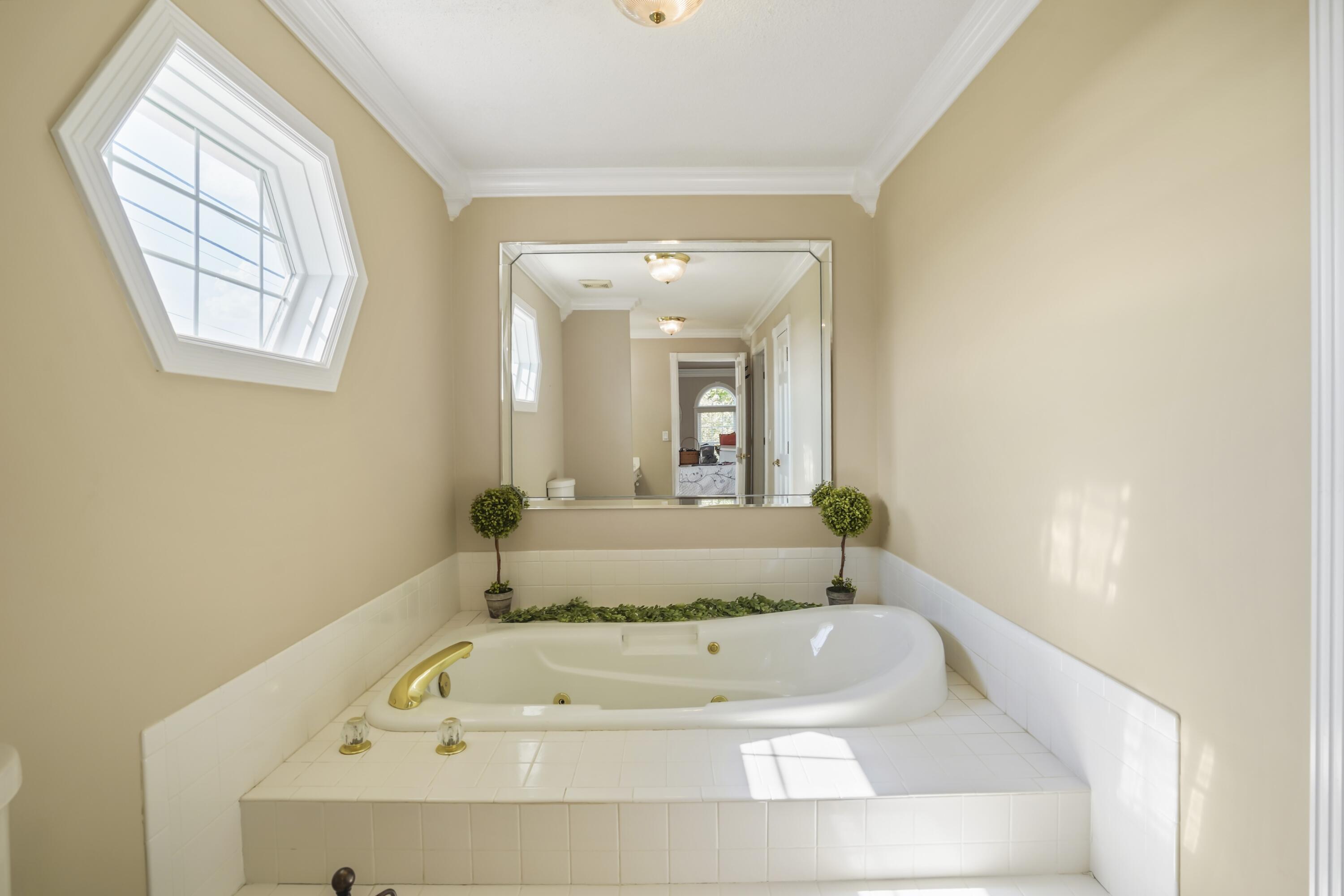 17 Windy Hills Drive Property Photo 40