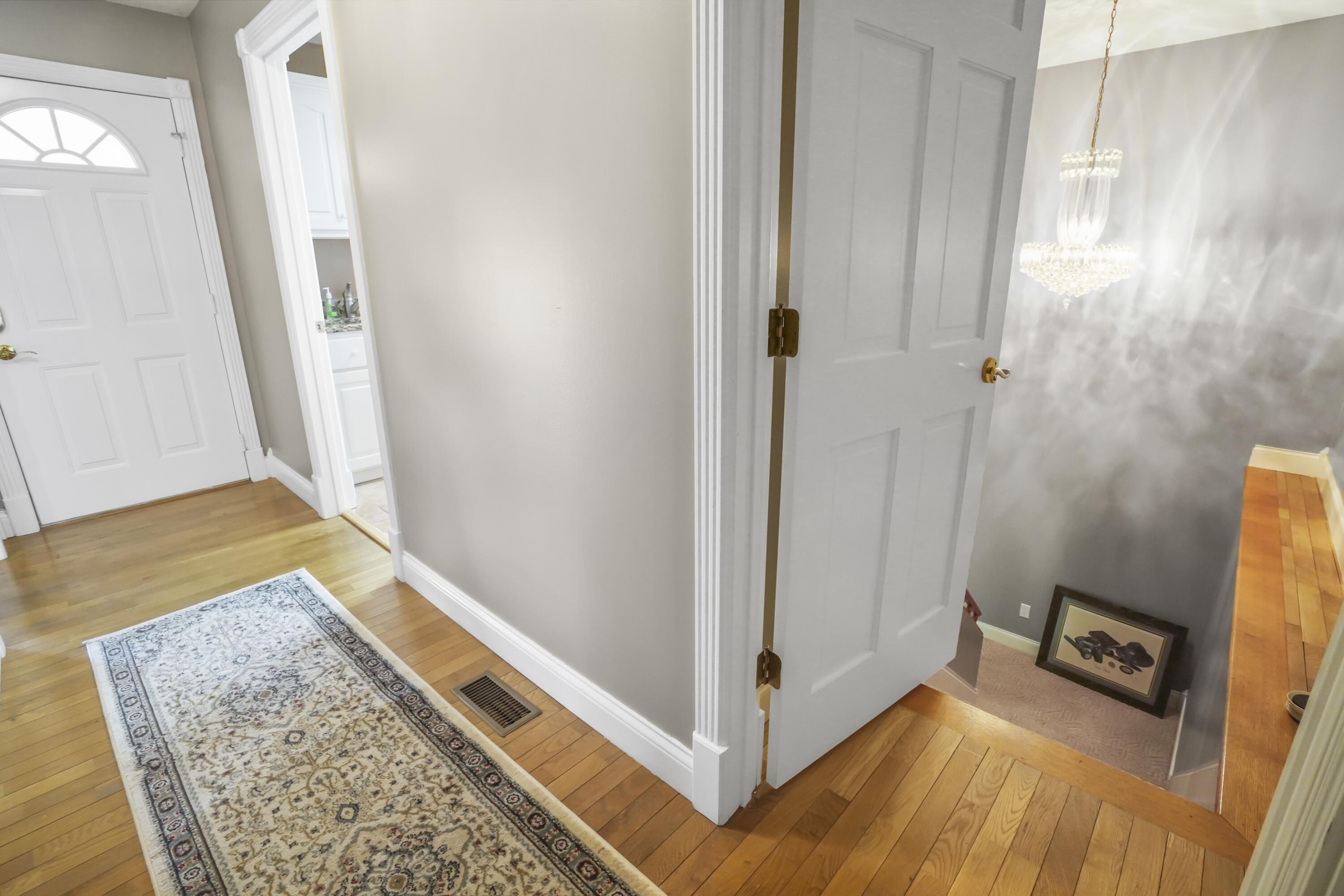 17 Windy Hills Drive Property Photo 42