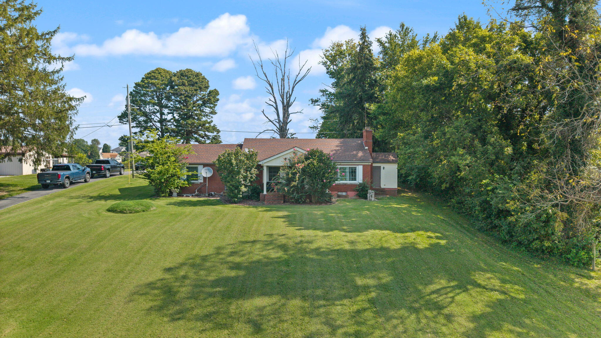 702 Rogers Road Property Photo 42