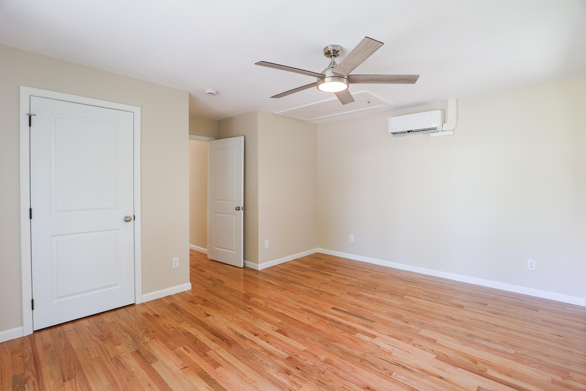 209 Cambridge Drive Property Photo 24