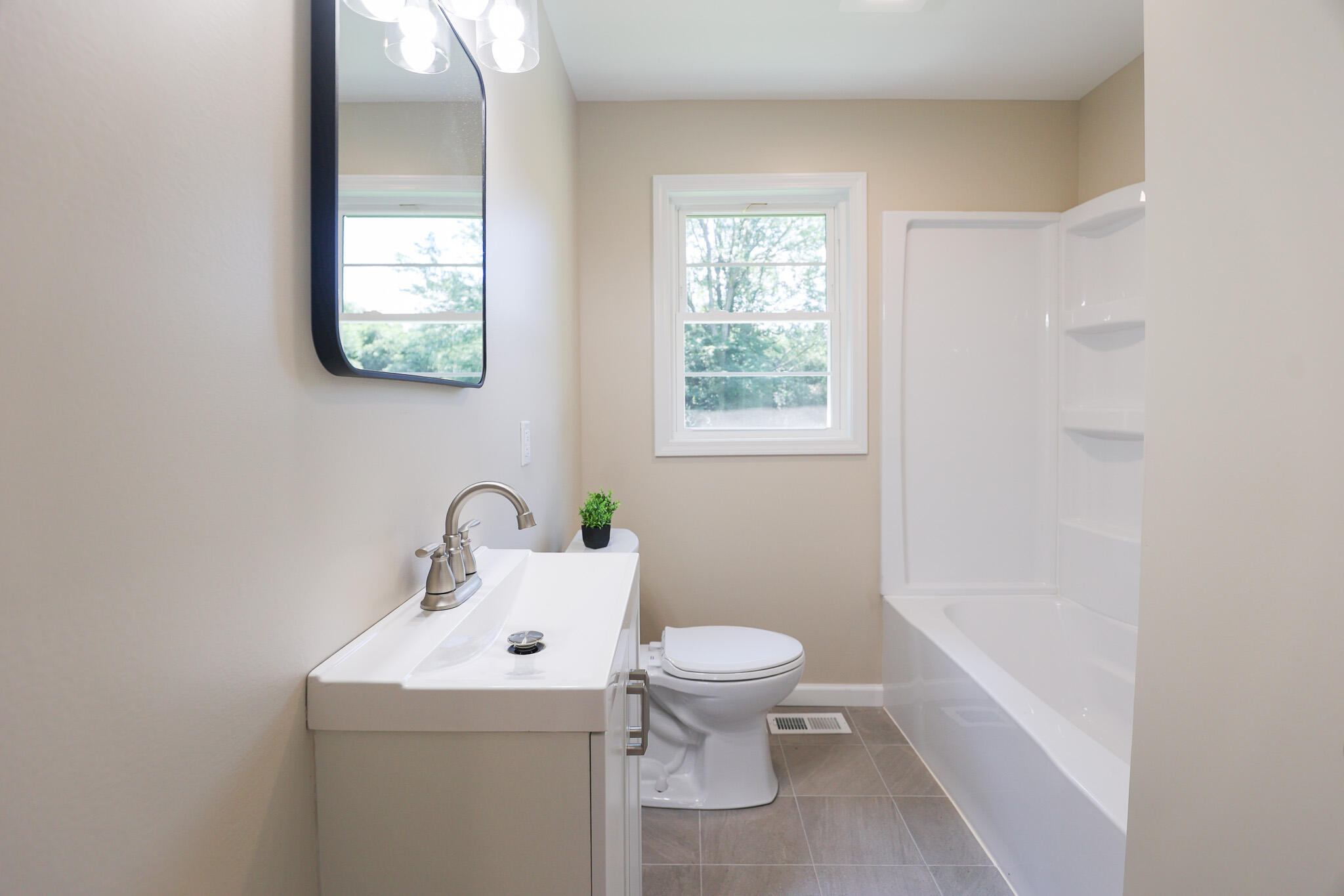 209 Cambridge Drive Property Photo 27