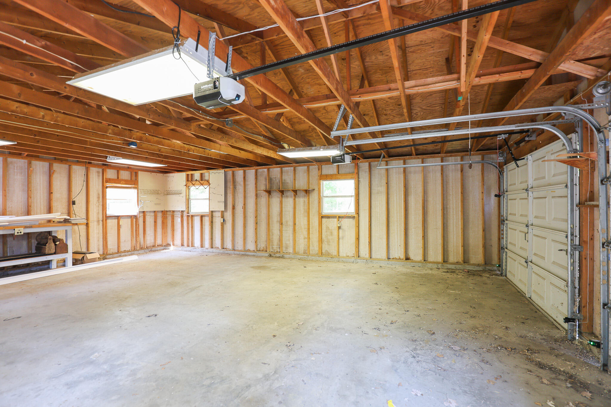 209 Cambridge Drive Property Photo 36