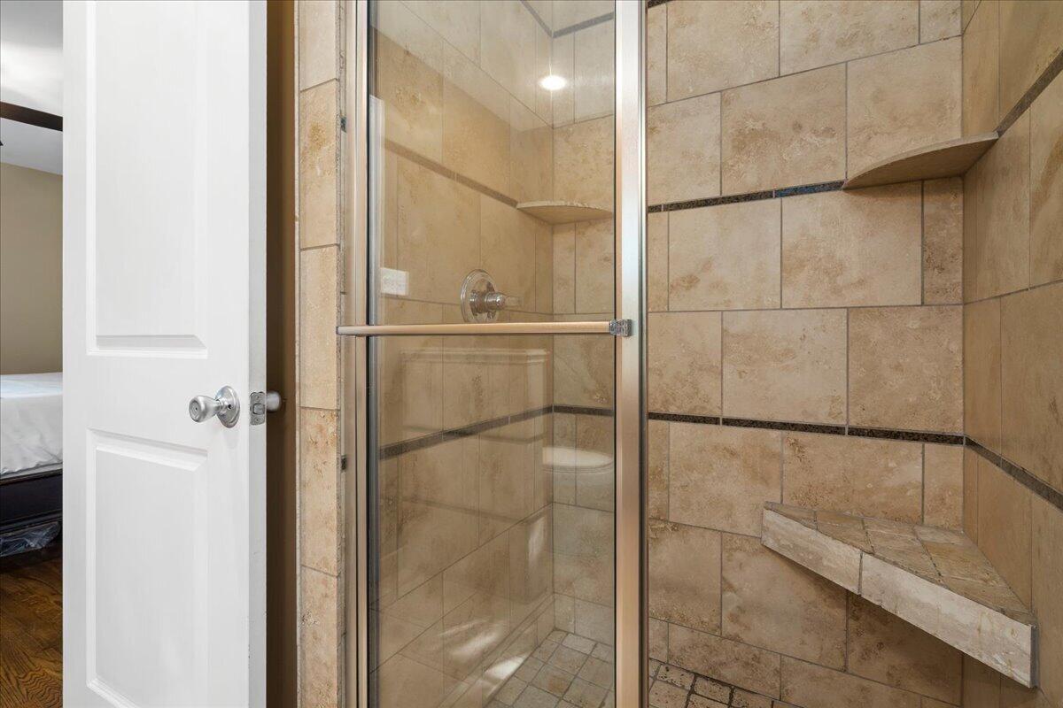 2390 Heather Way Property Photo 25