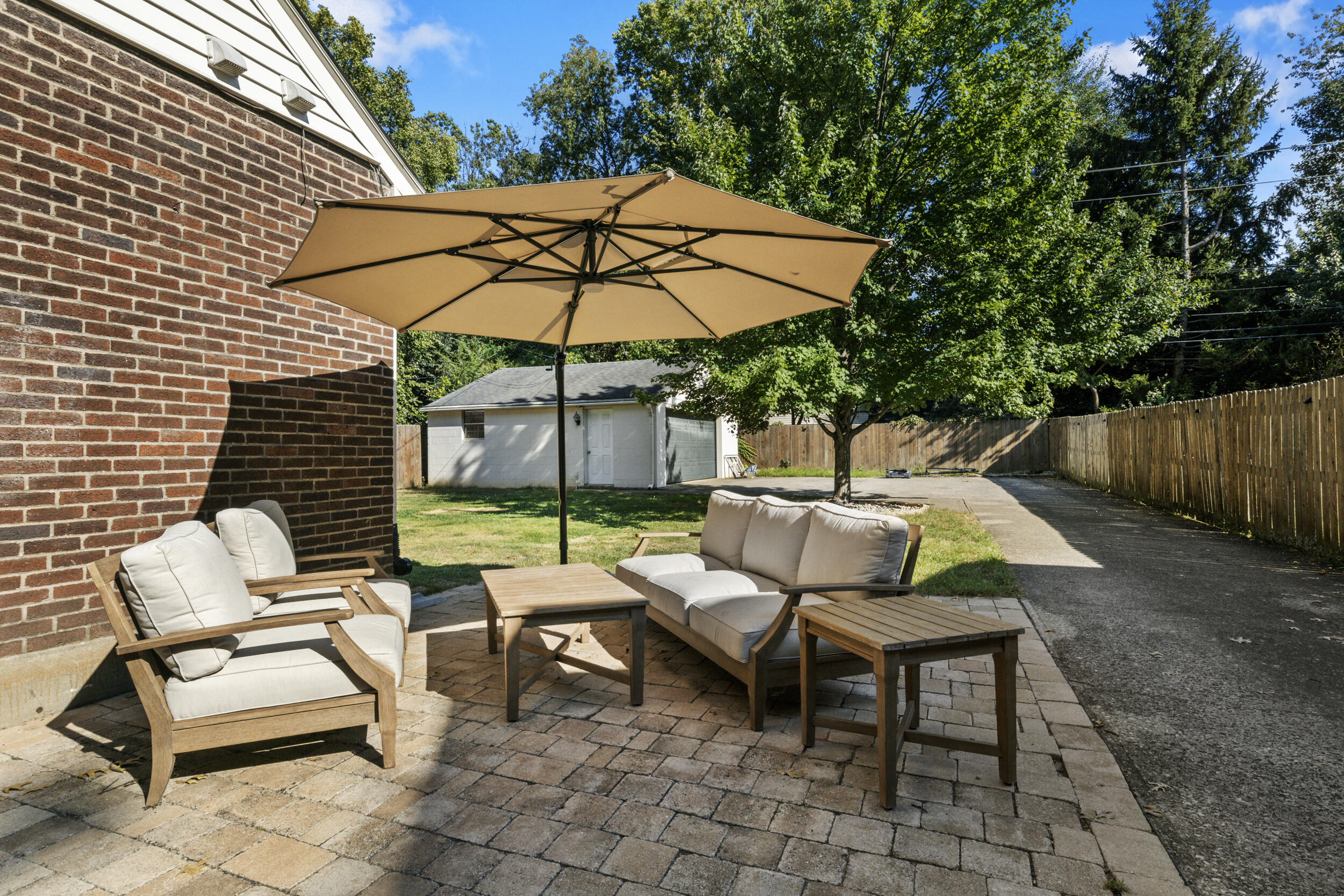 428 Henry Clay Boulevard Property Photo 44