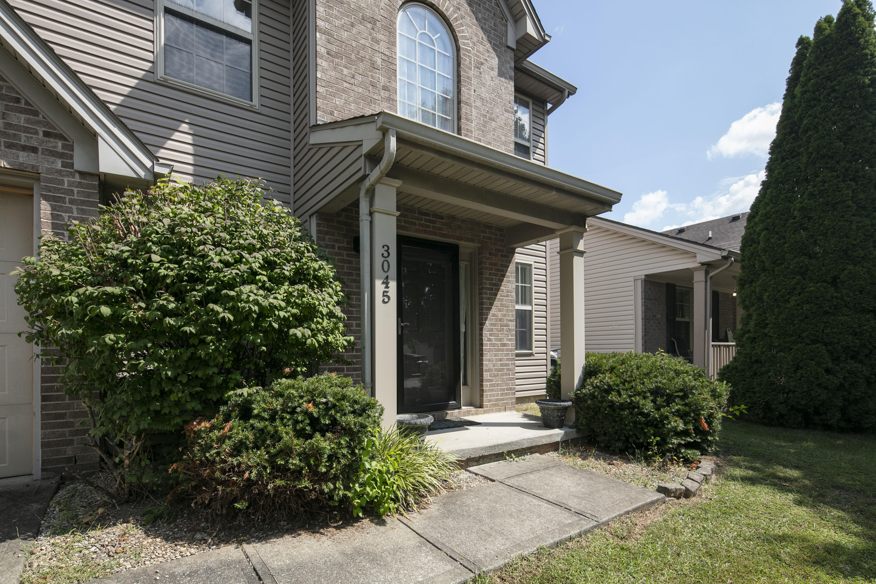 3045 River Run Trail Property Photo 2