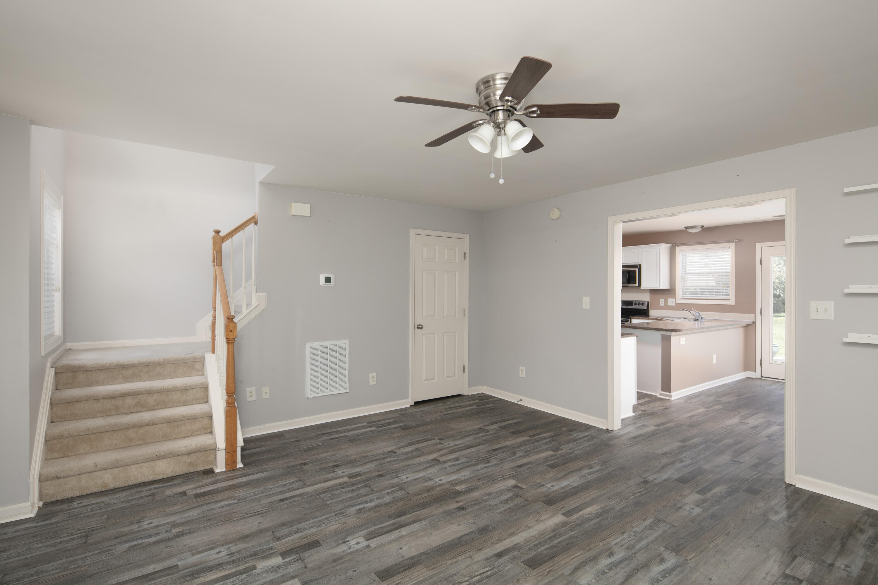 3045 River Run Trail Property Photo 3