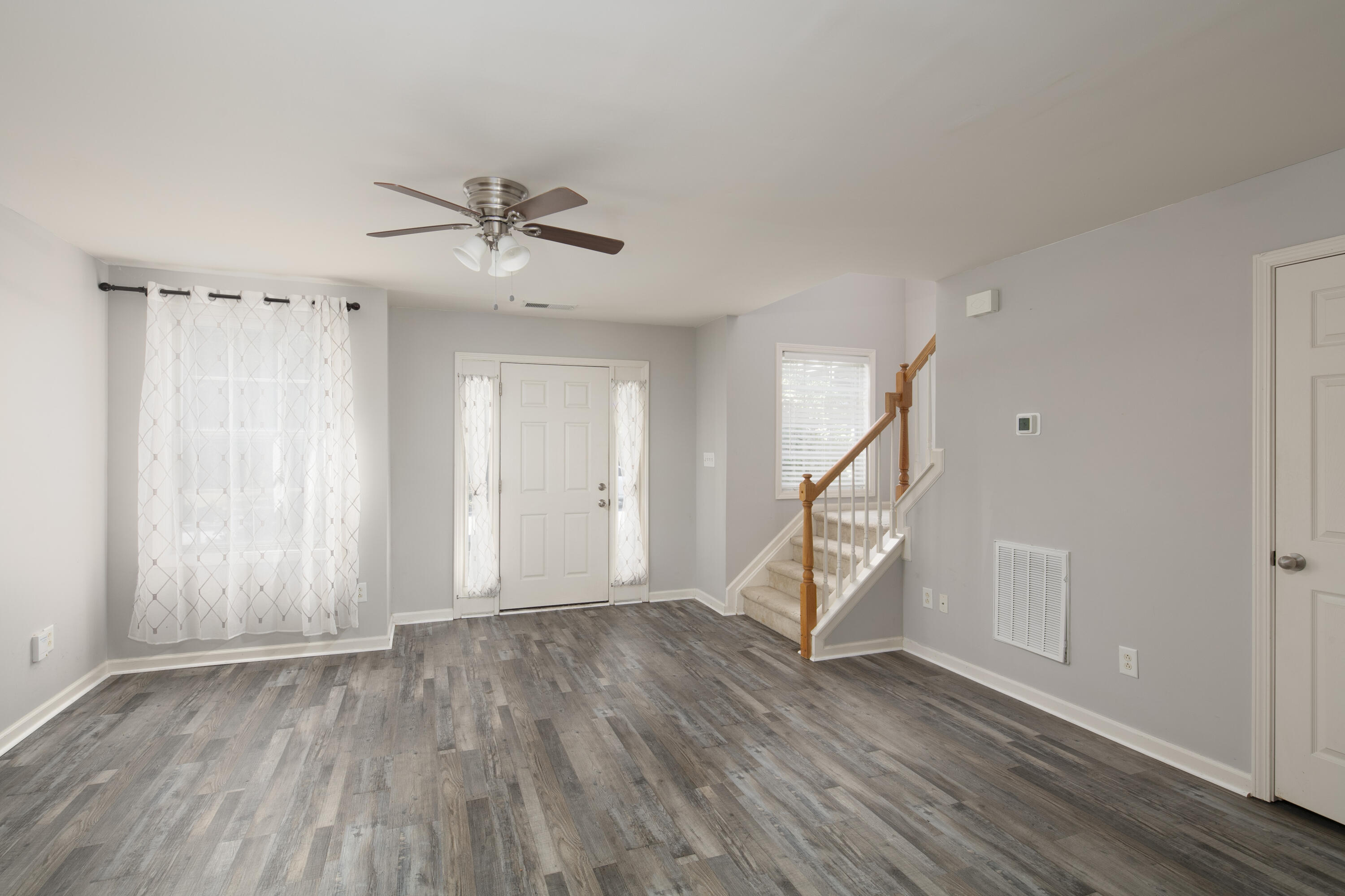 3045 River Run Trail Property Photo 5