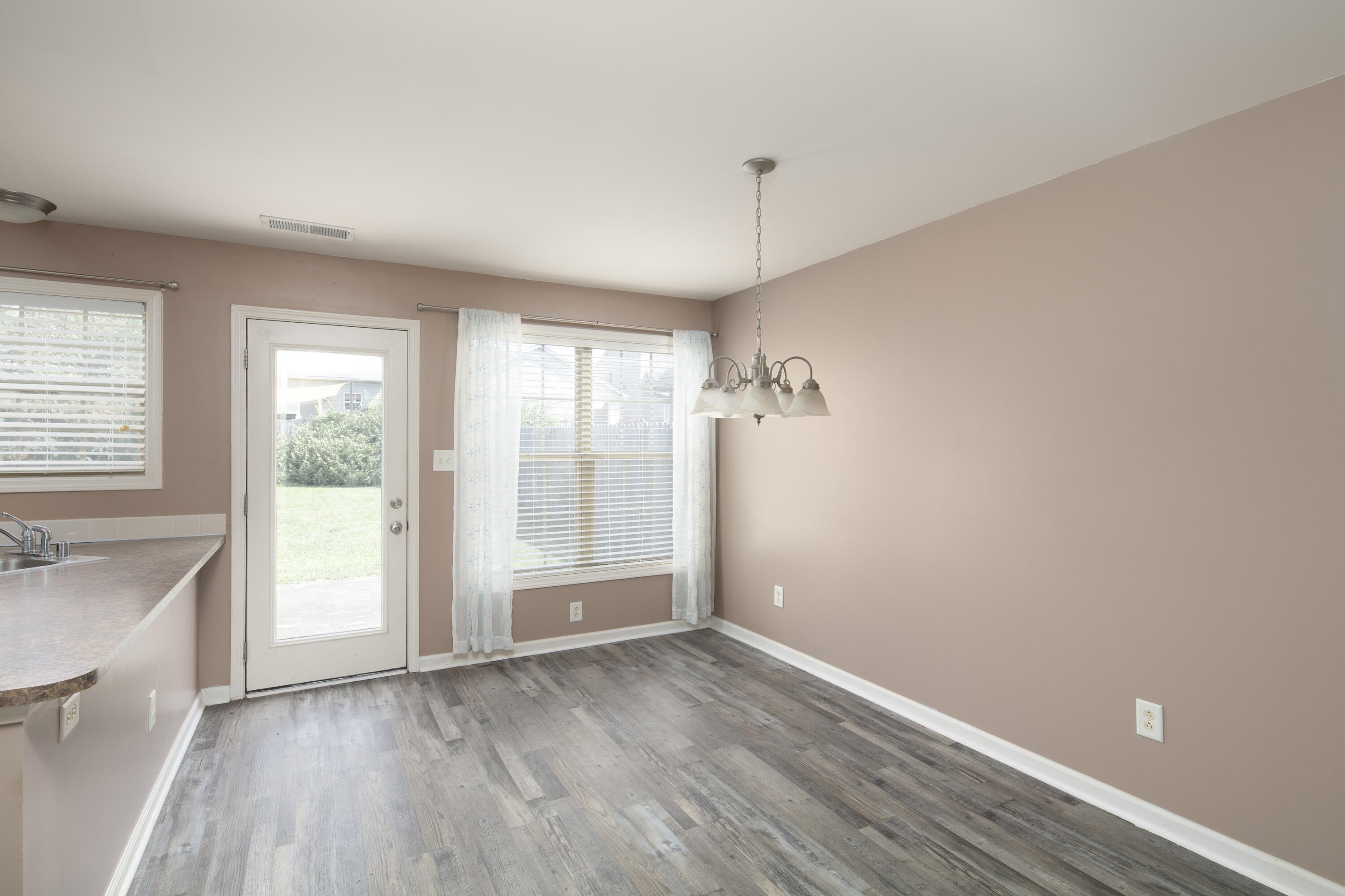 3045 River Run Trail Property Photo 6