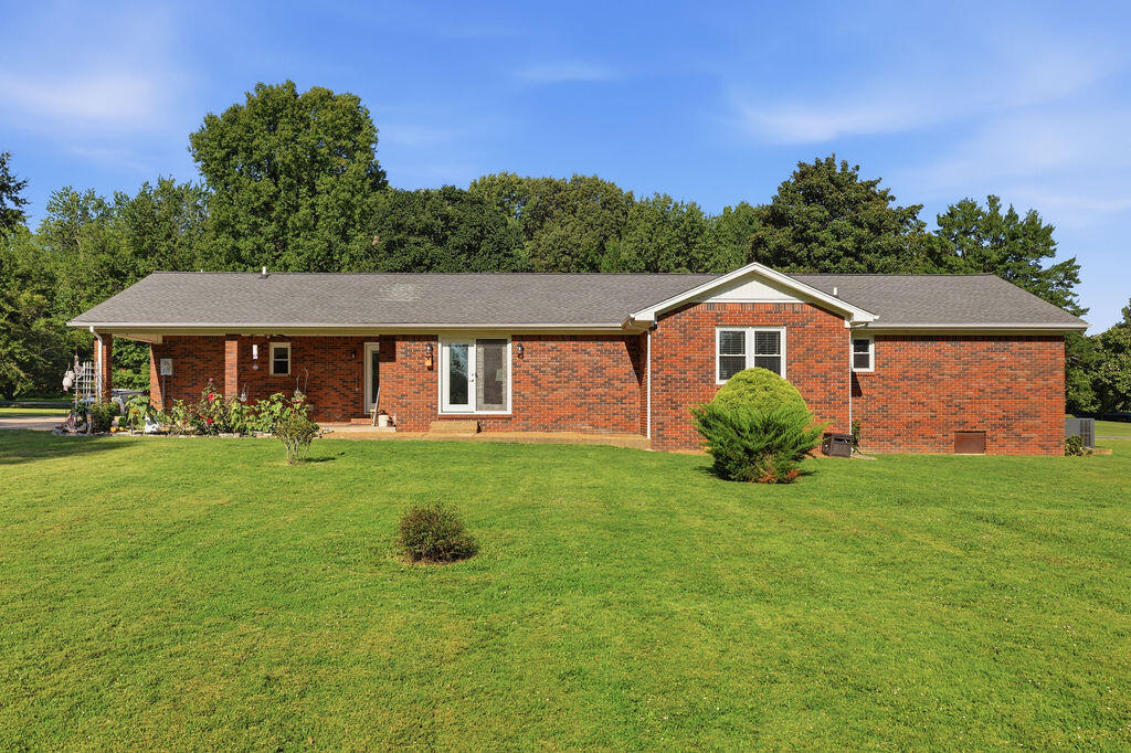 1040 South Gum Springs Road Property Photo 31