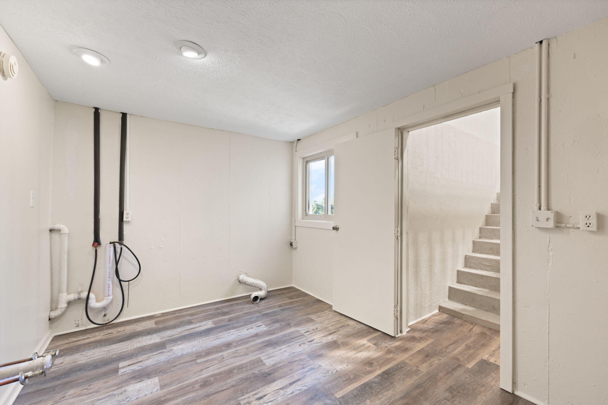 3925 Hickory Hill Drive Property Photo 19