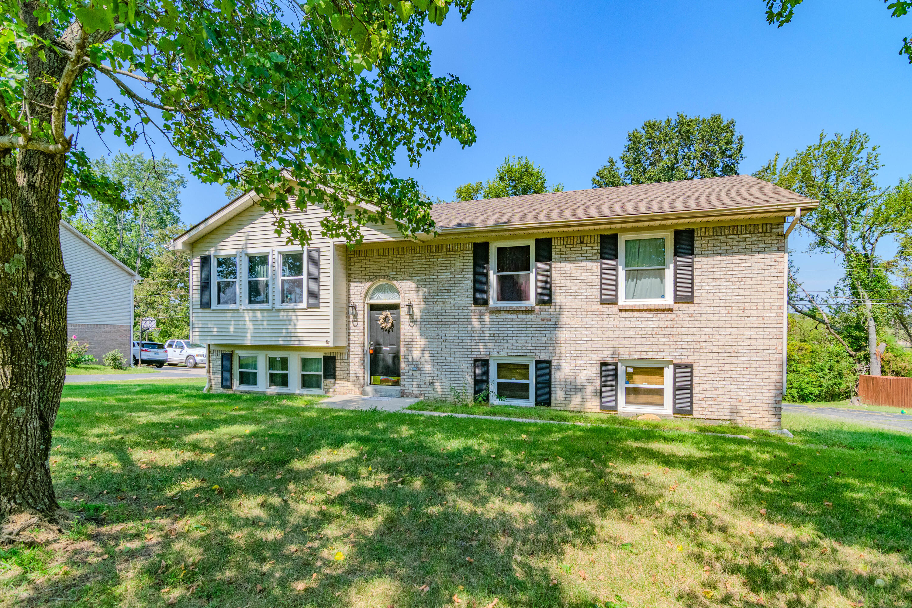 314 Peachtree Drive Property Photo 1
