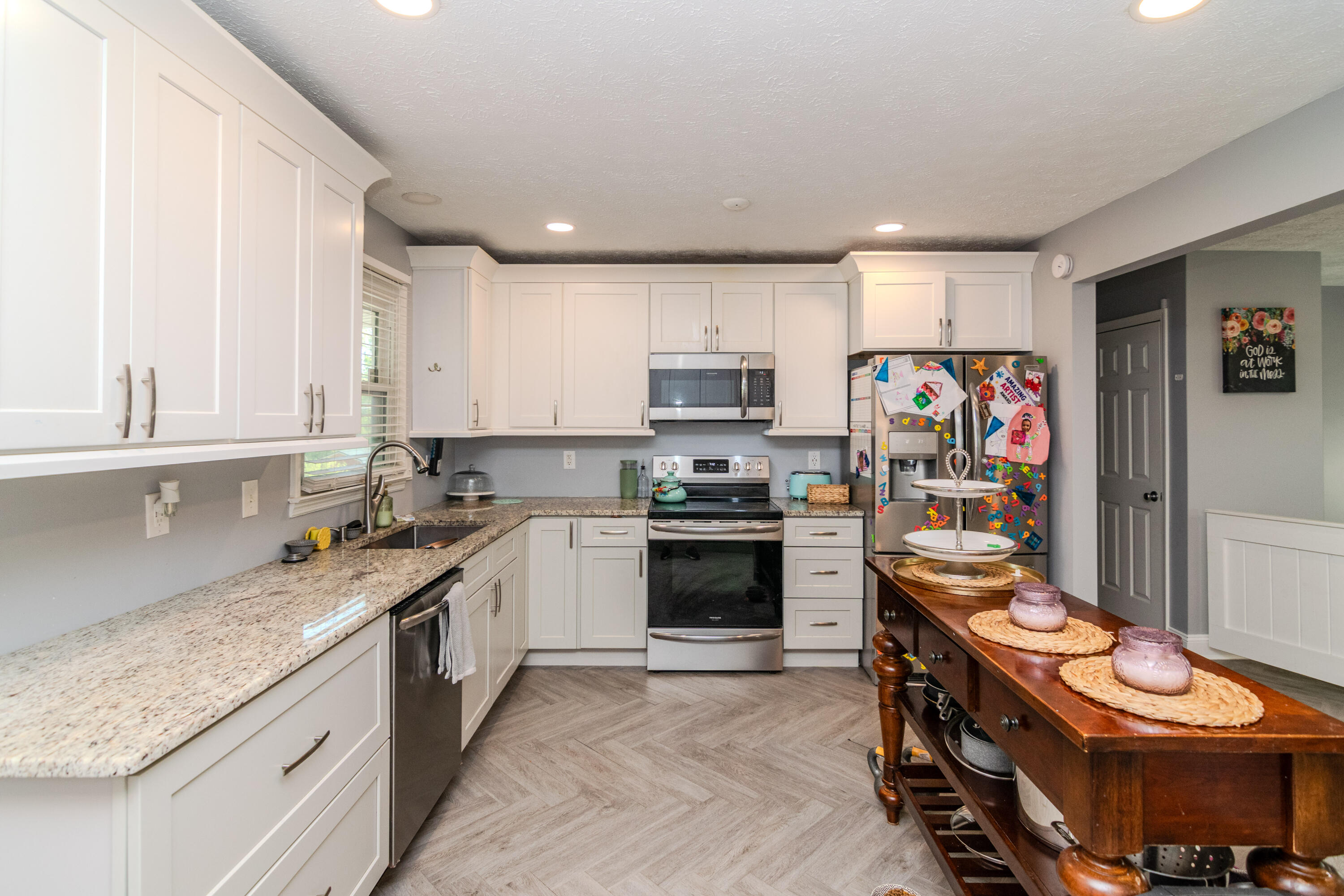 314 Peachtree Drive Property Photo 2
