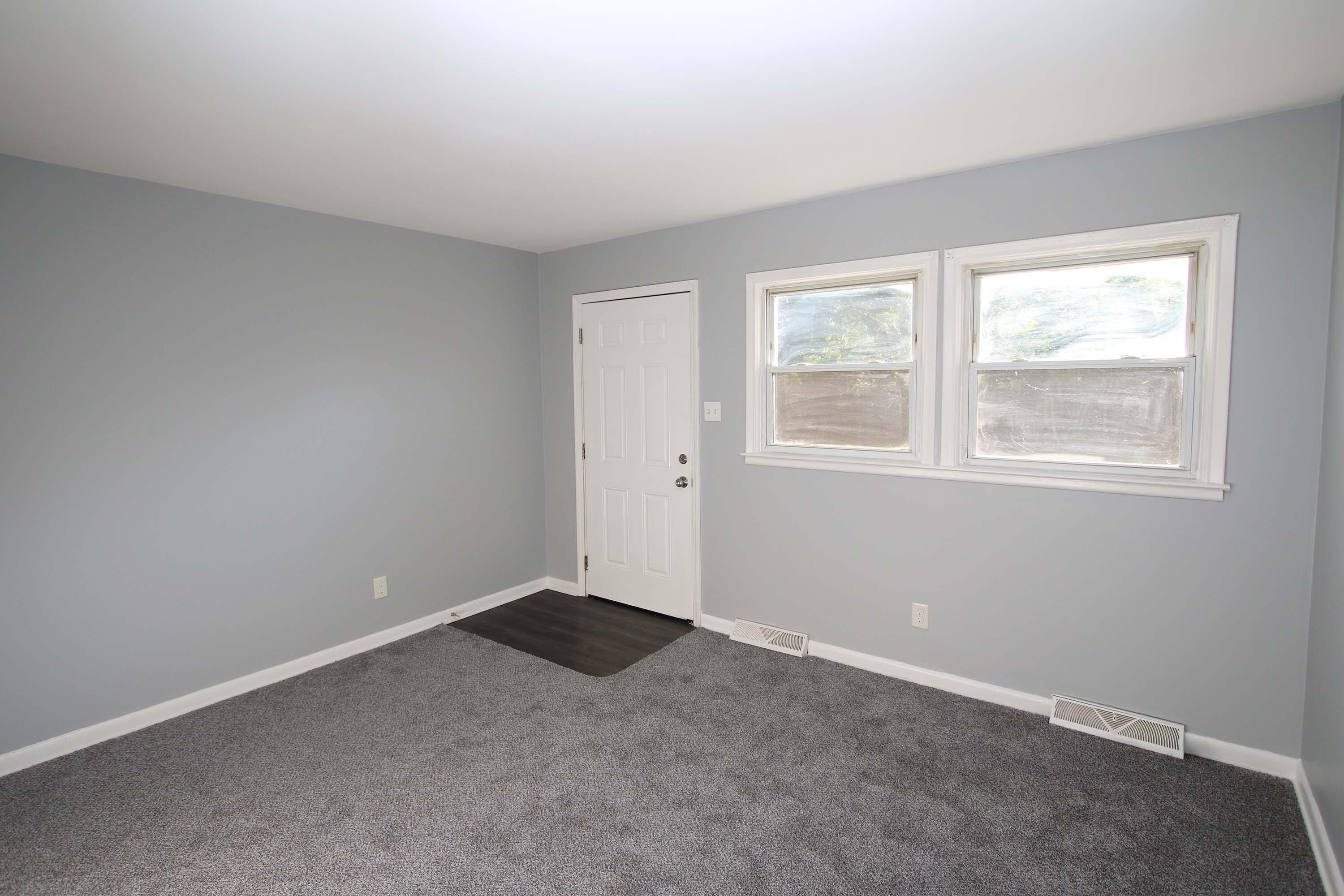 1601-1603 Maywick View Lane Property Photo 5