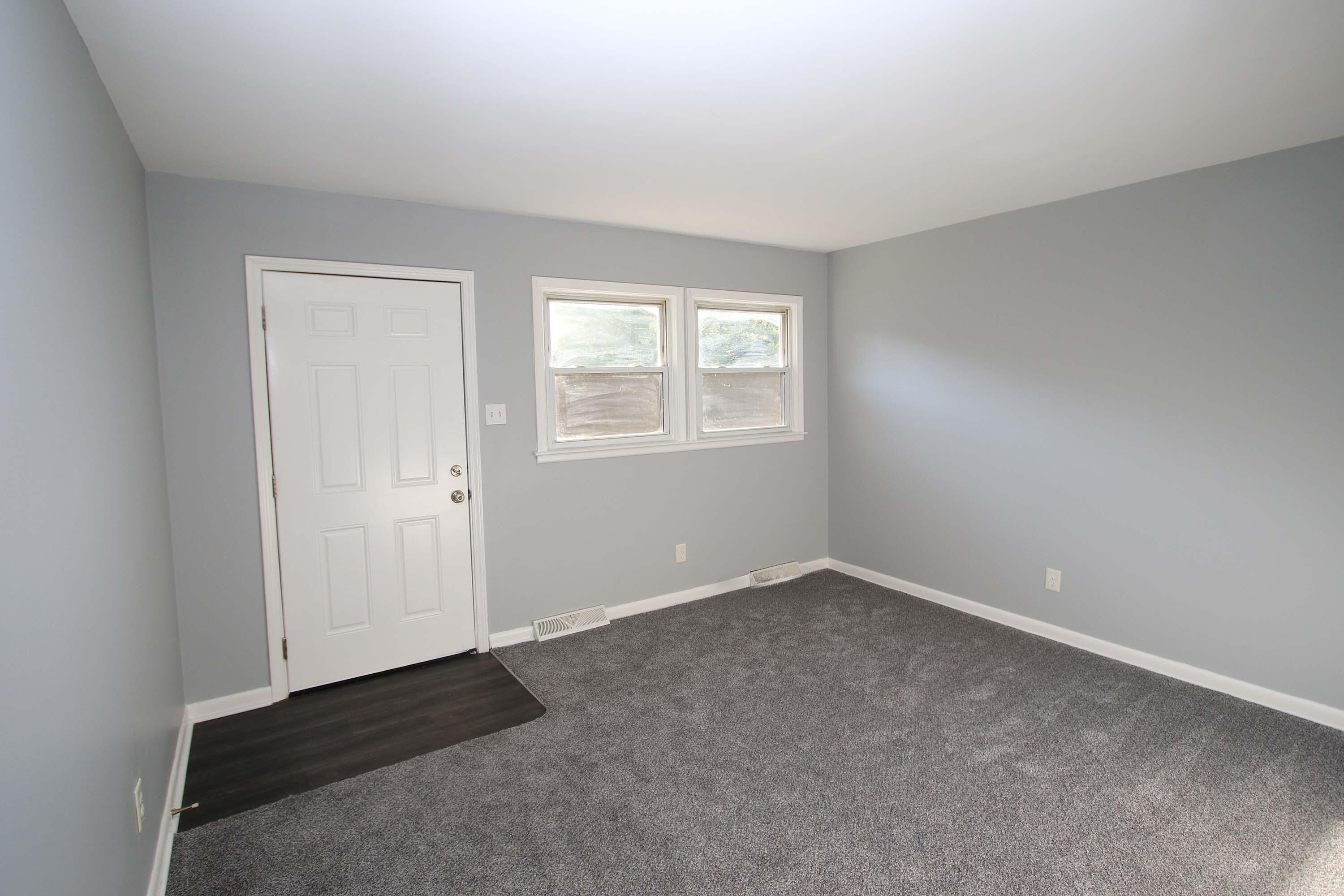 1601-1603 Maywick View Lane Property Photo 6