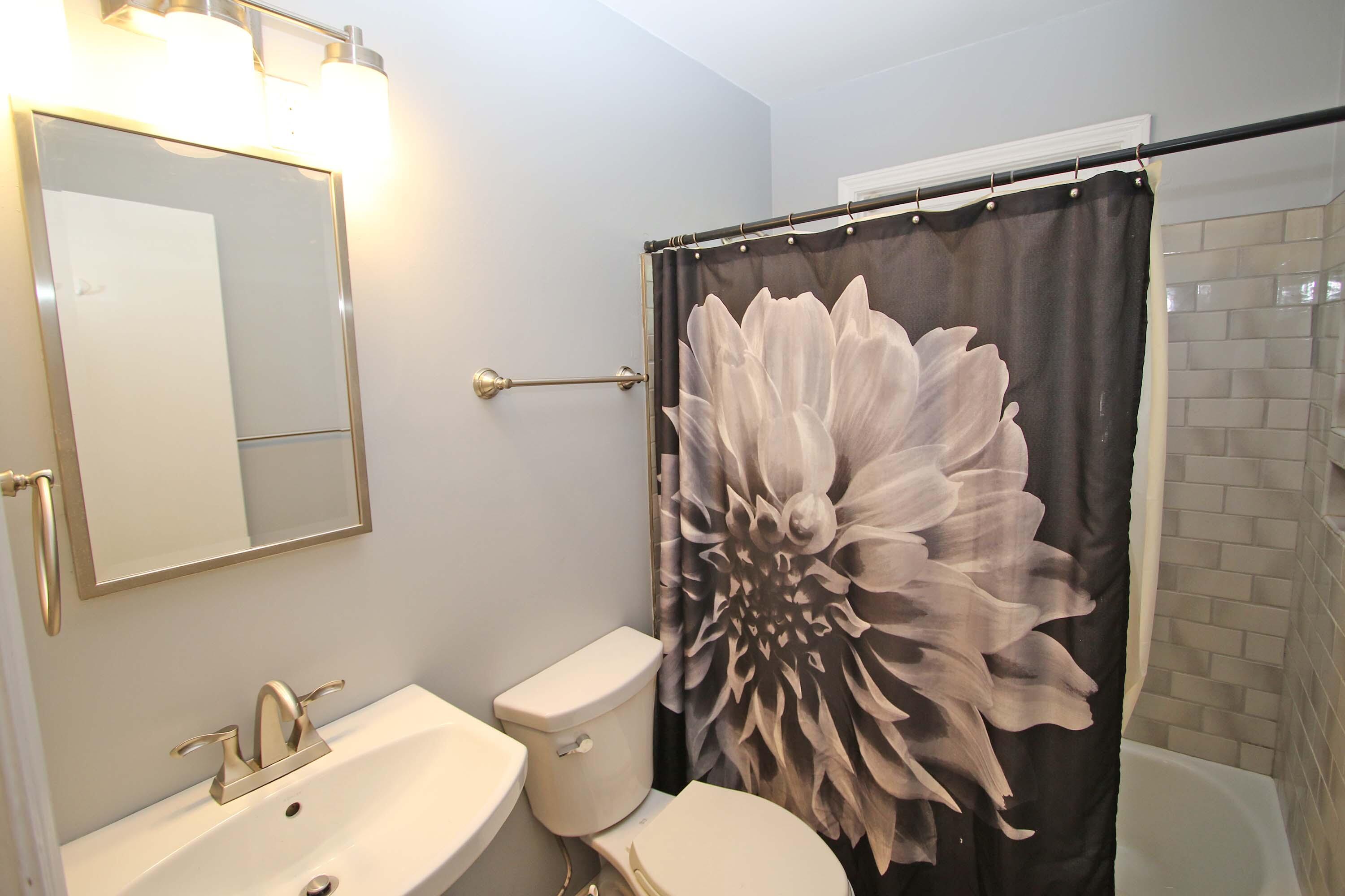 1601-1603 Maywick View Lane Property Photo 15