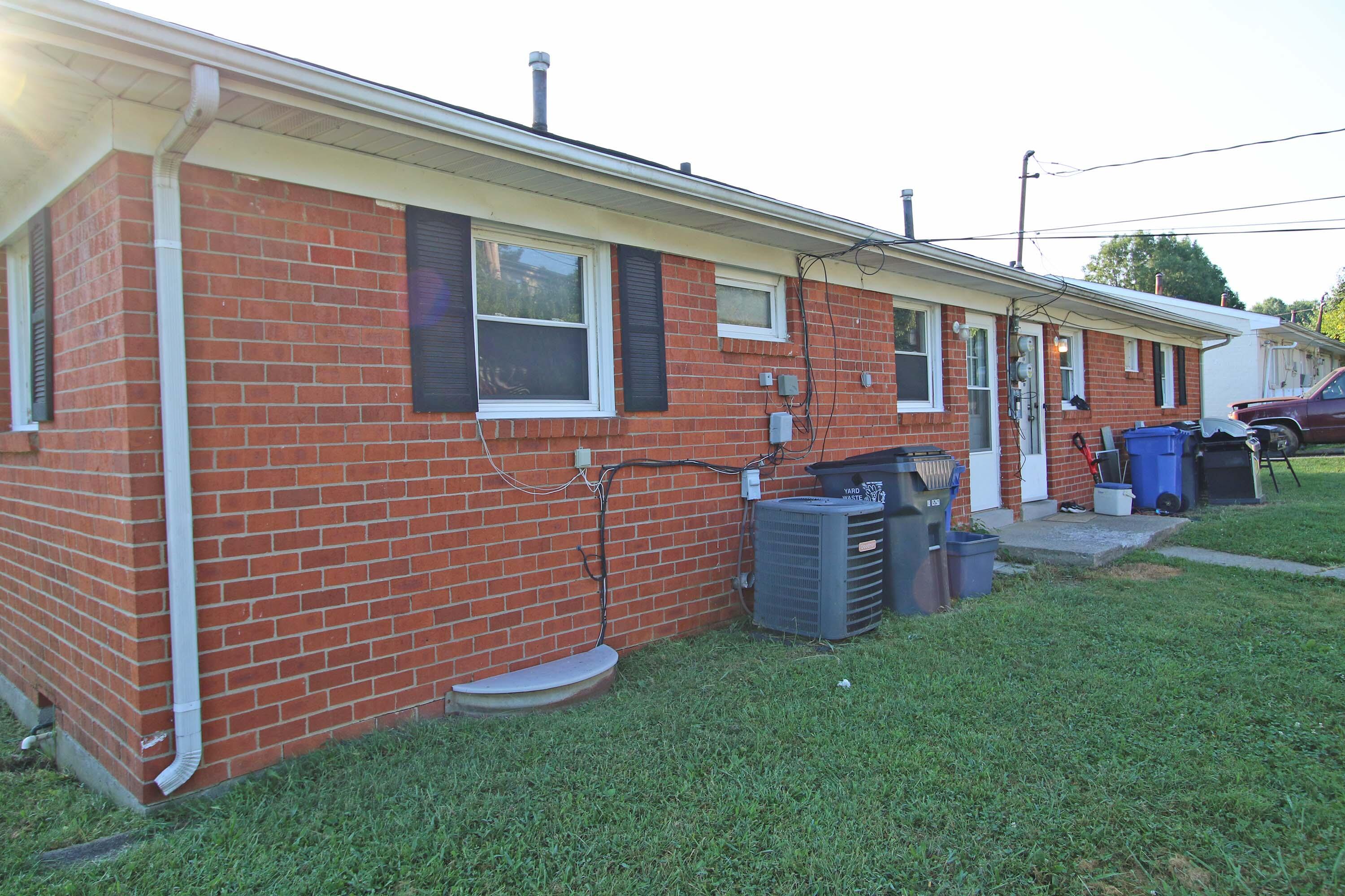 1601-1603 Maywick View Lane Property Photo 20