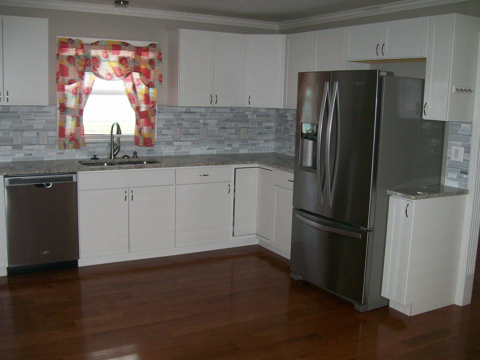 600 Keene Way Property Photo 6