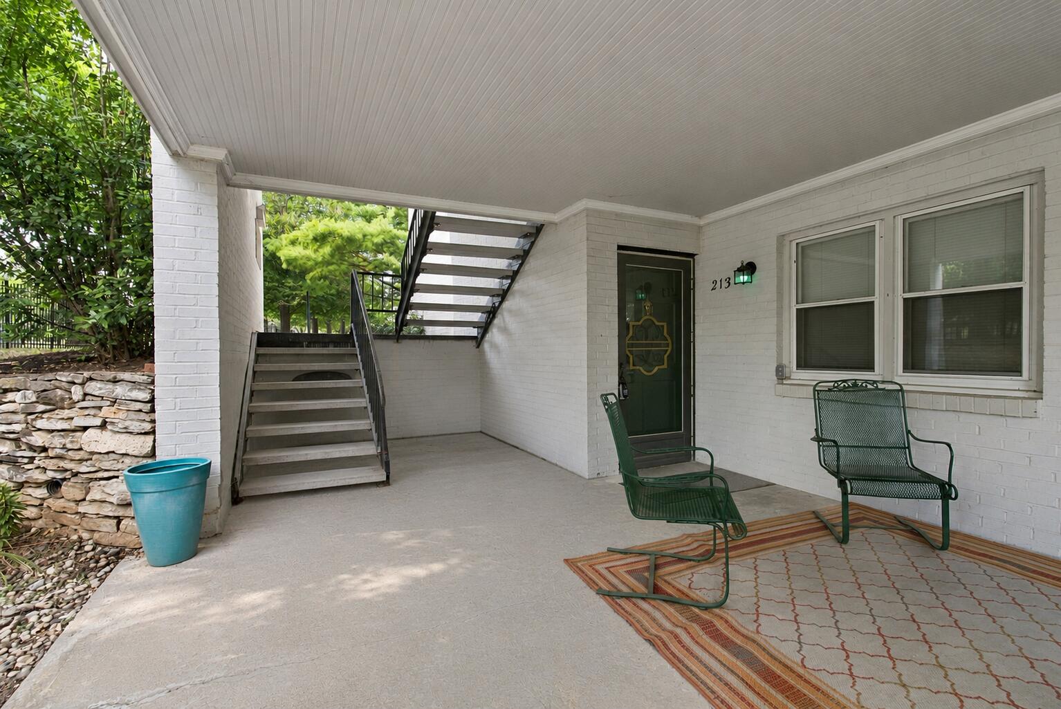 395 Redding Road 213 Property Photo 4