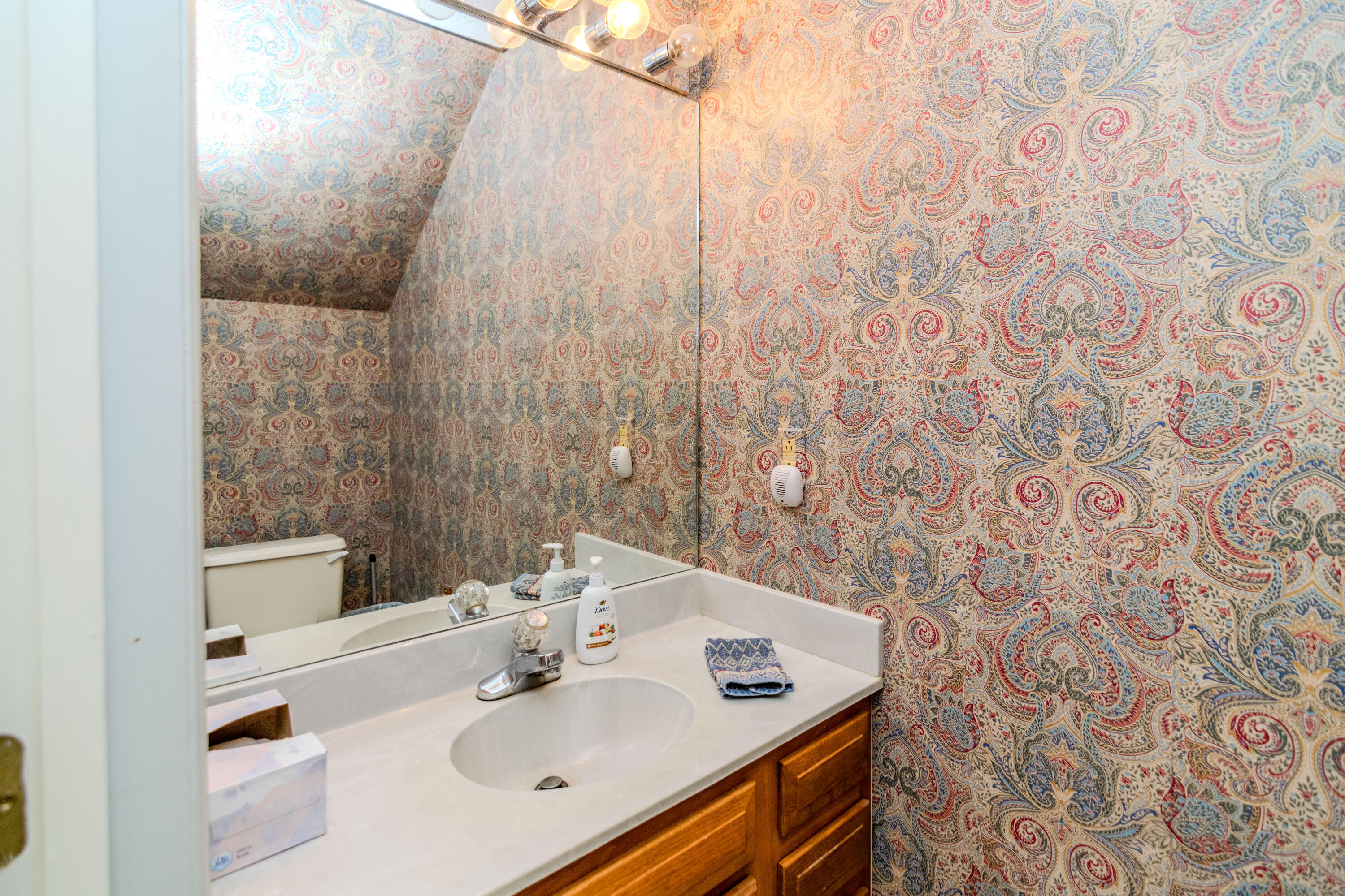 102 Consumer Lane Property Photo 10