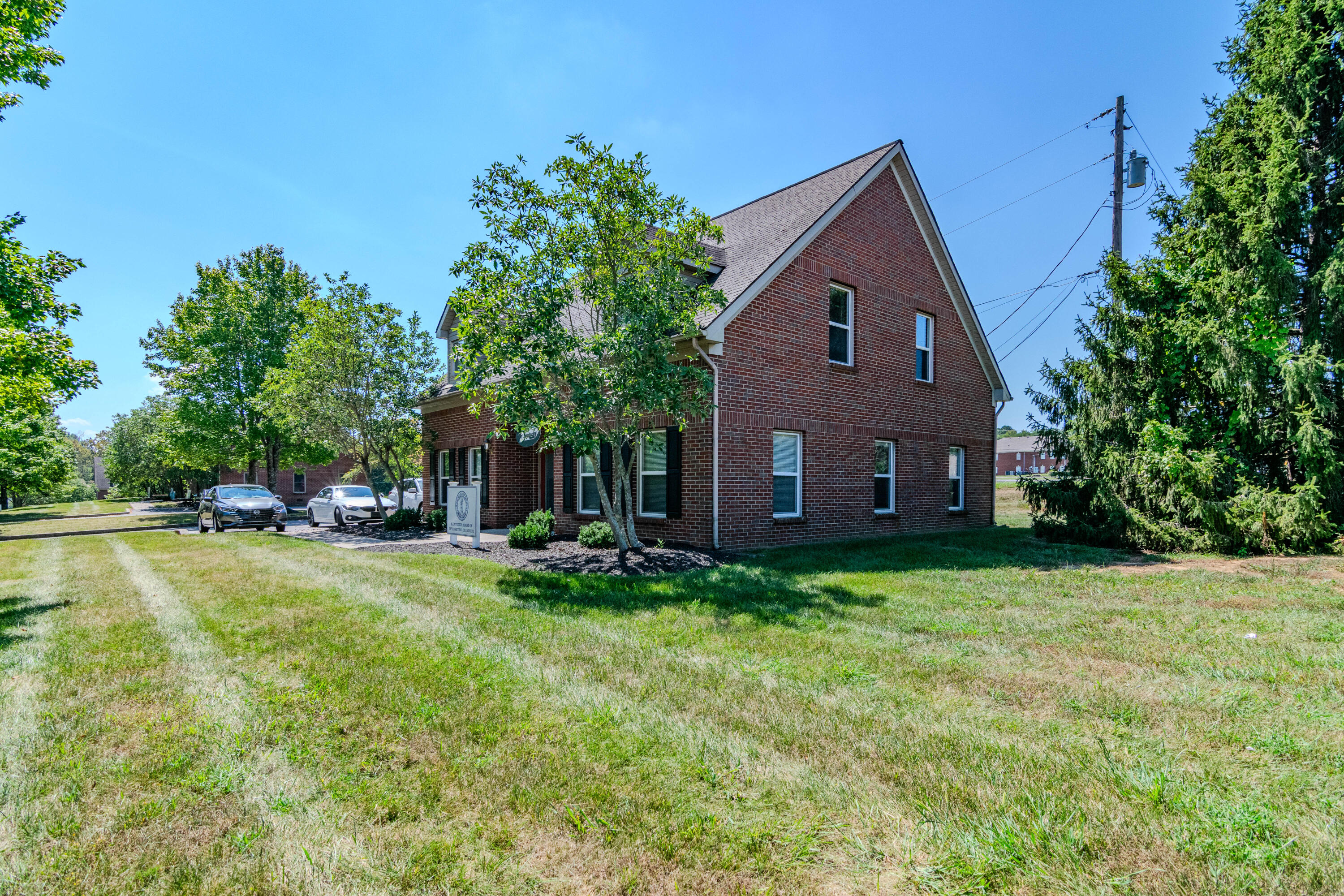 102 Consumer Lane Property Photo 47