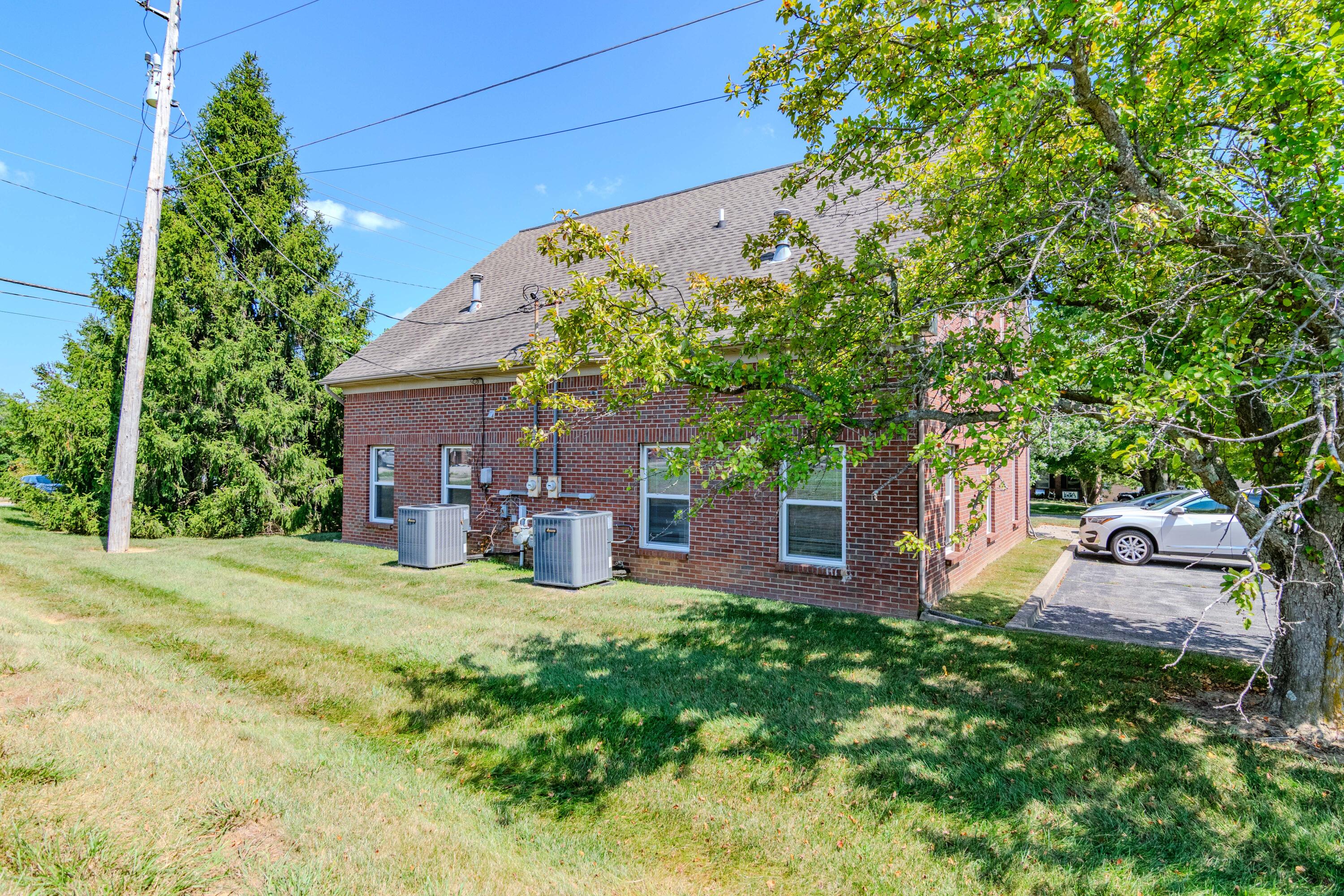 102 Consumer Lane Property Photo 49
