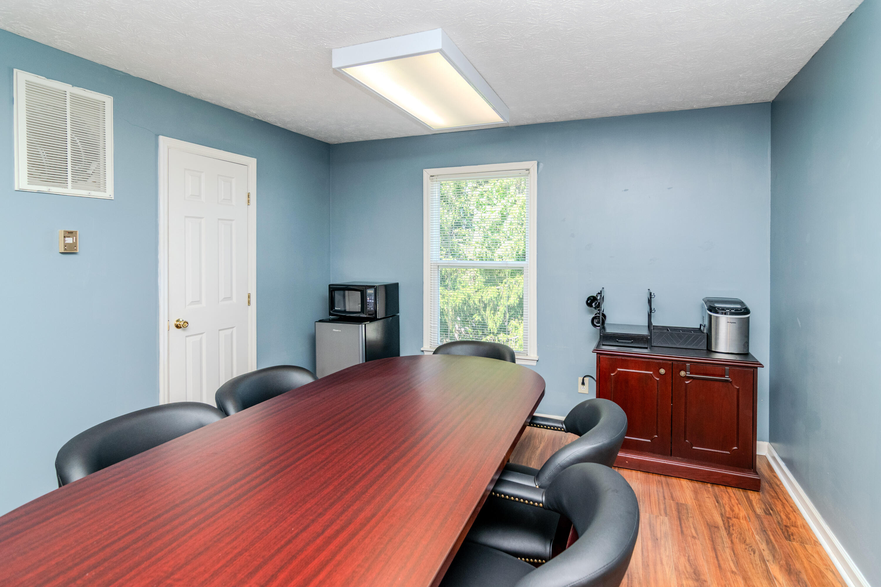 100/102 Consumer Lane Property Photo 18