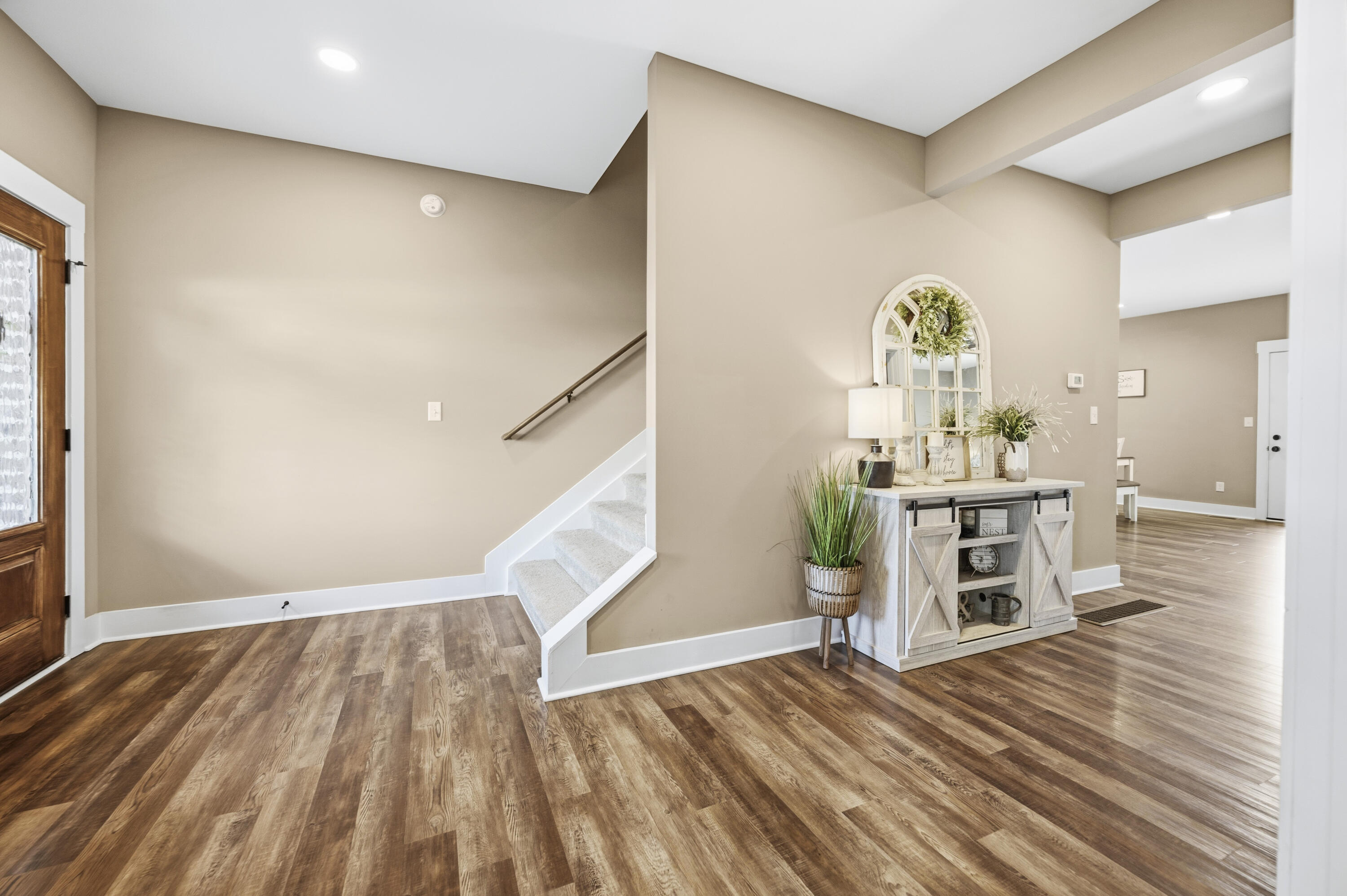 918 Cobble Drive Property Photo 4