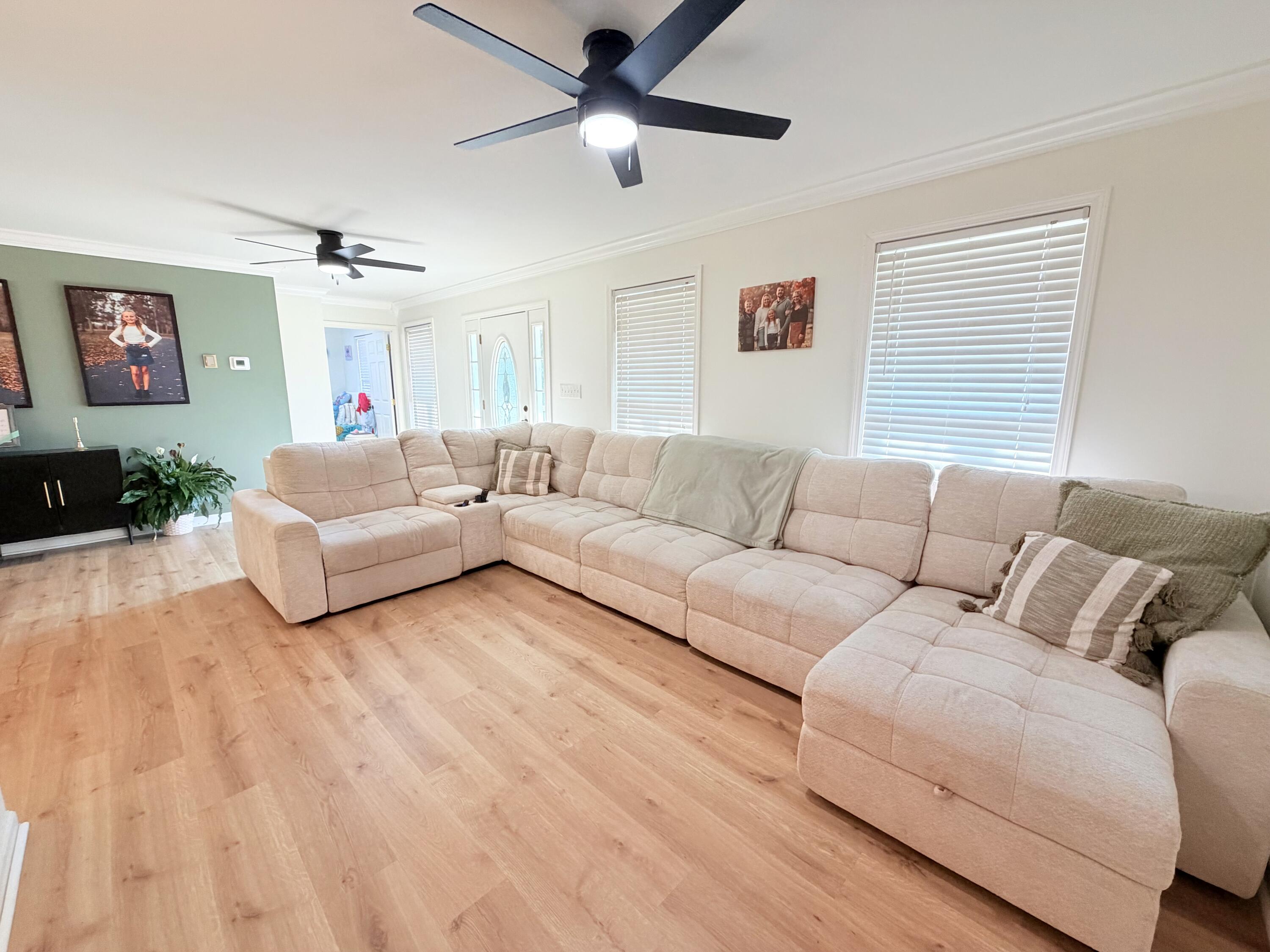 207 Byrda Way Property Photo 32