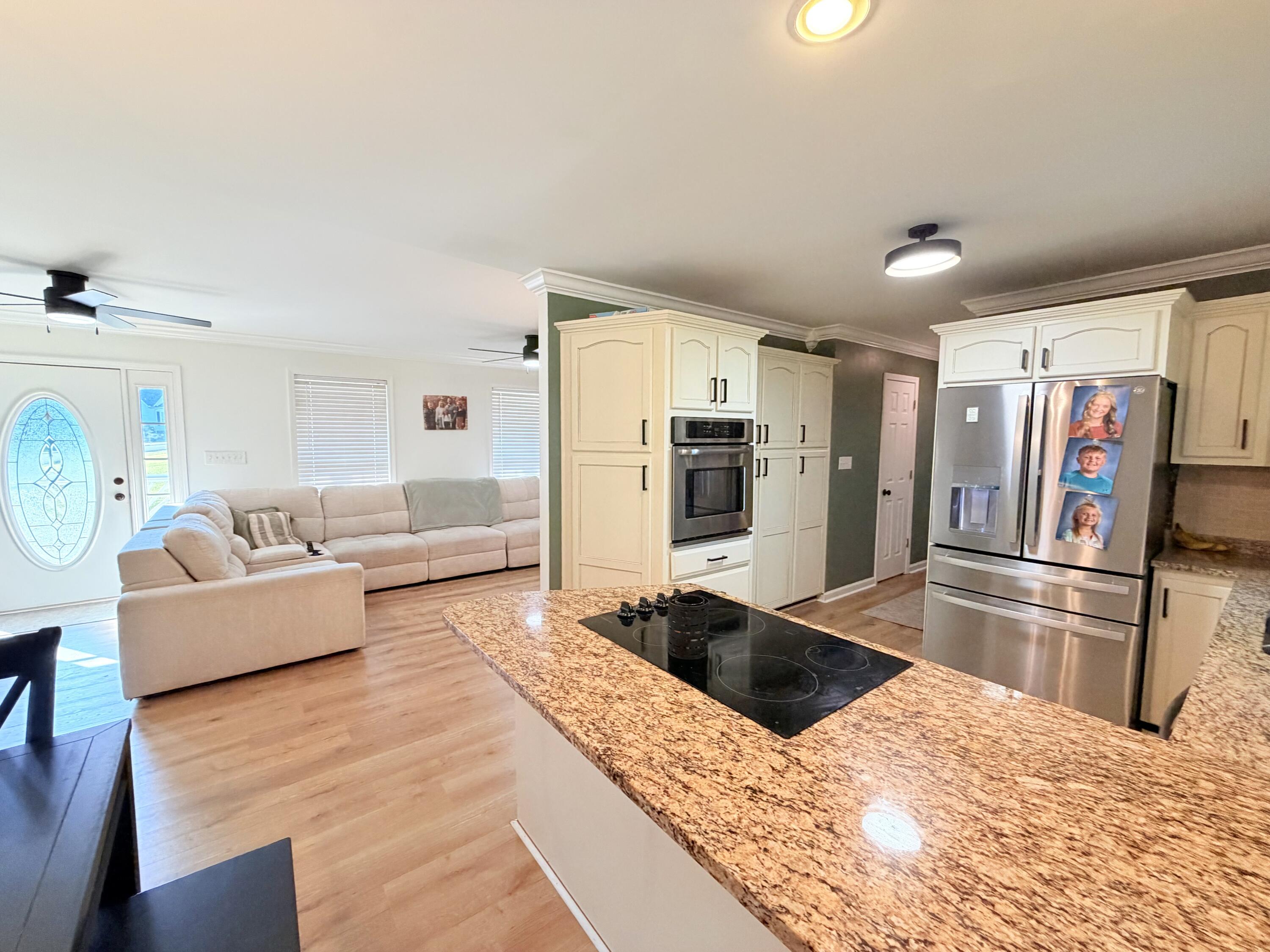 207 Byrda Way Property Photo 37