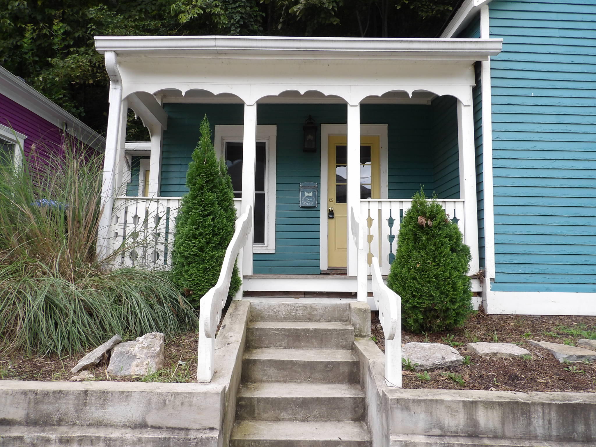 611 Taylor Avenue Property Photo 3