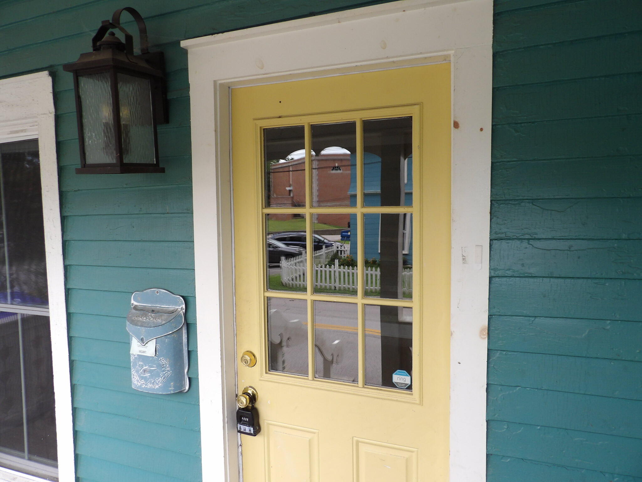 611 Taylor Avenue Property Photo 6