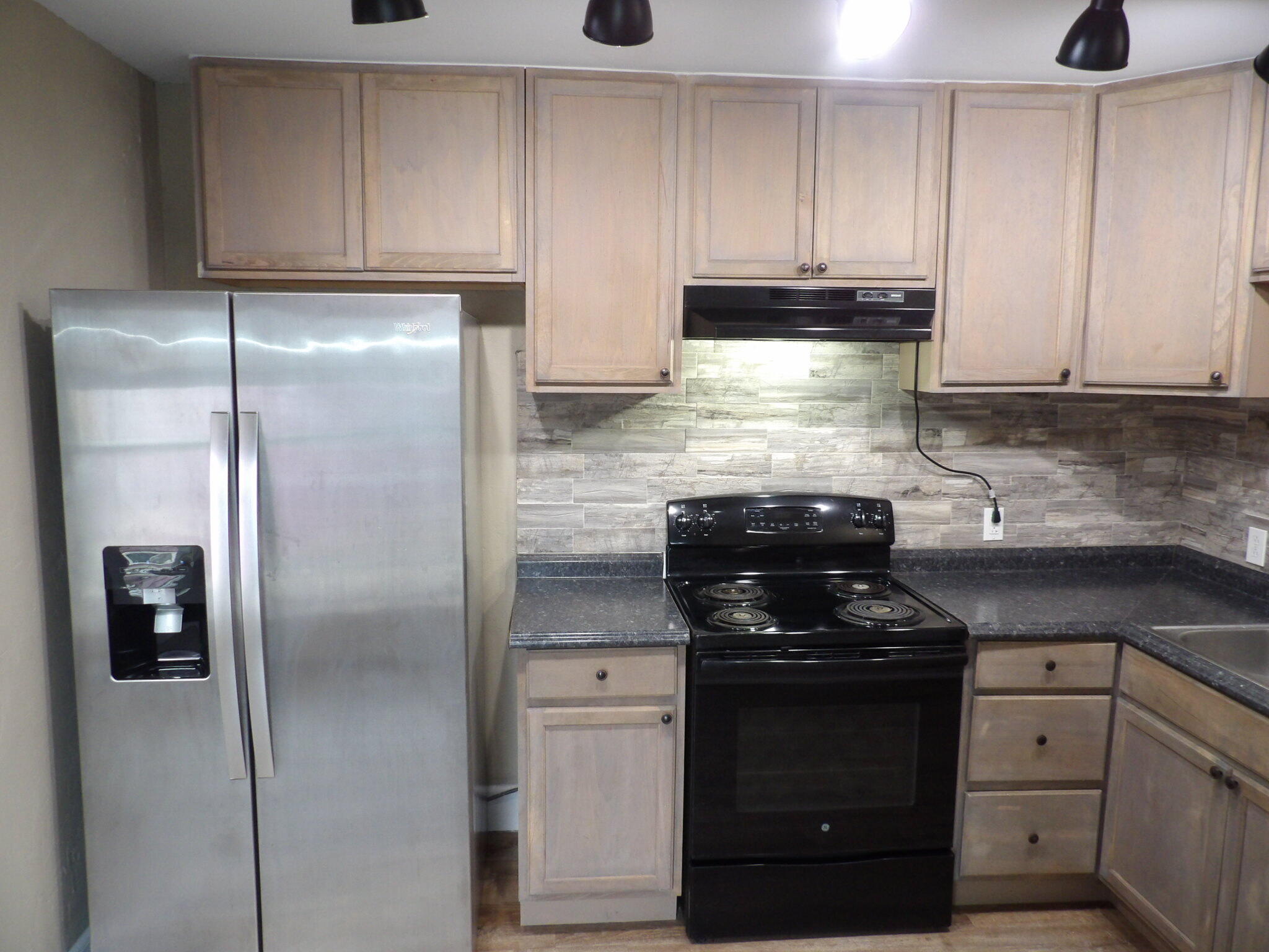 611 Taylor Avenue Property Photo 37