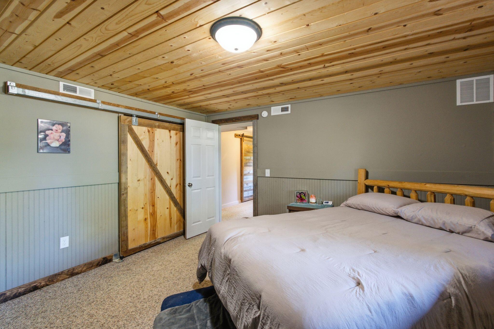 556 Cedar Property Photo 14