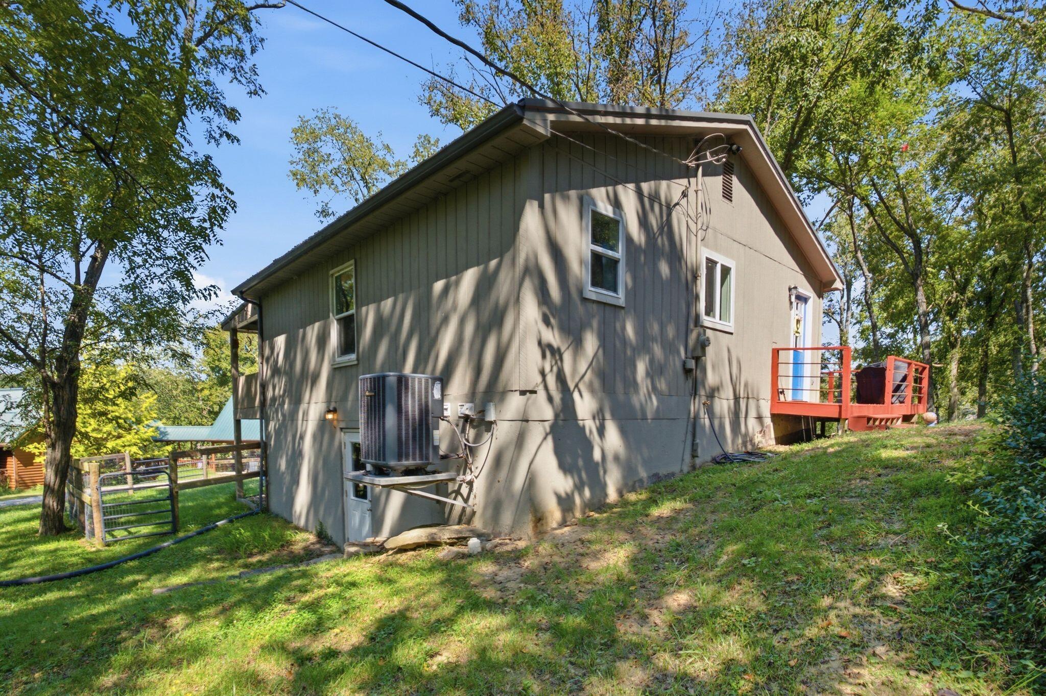 556 Cedar Property Photo 26