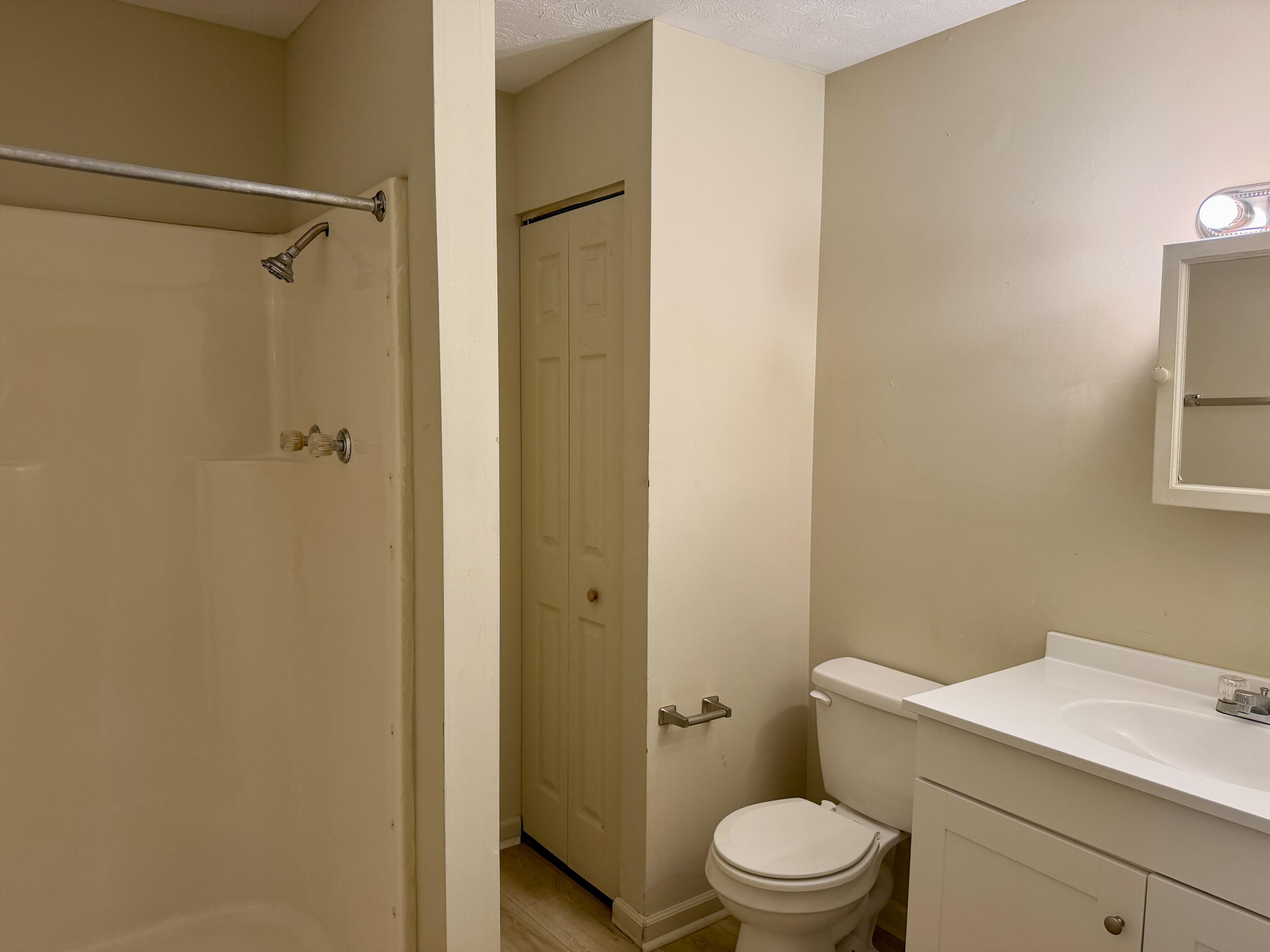 131 Weslee Way 21 Property Photo 8
