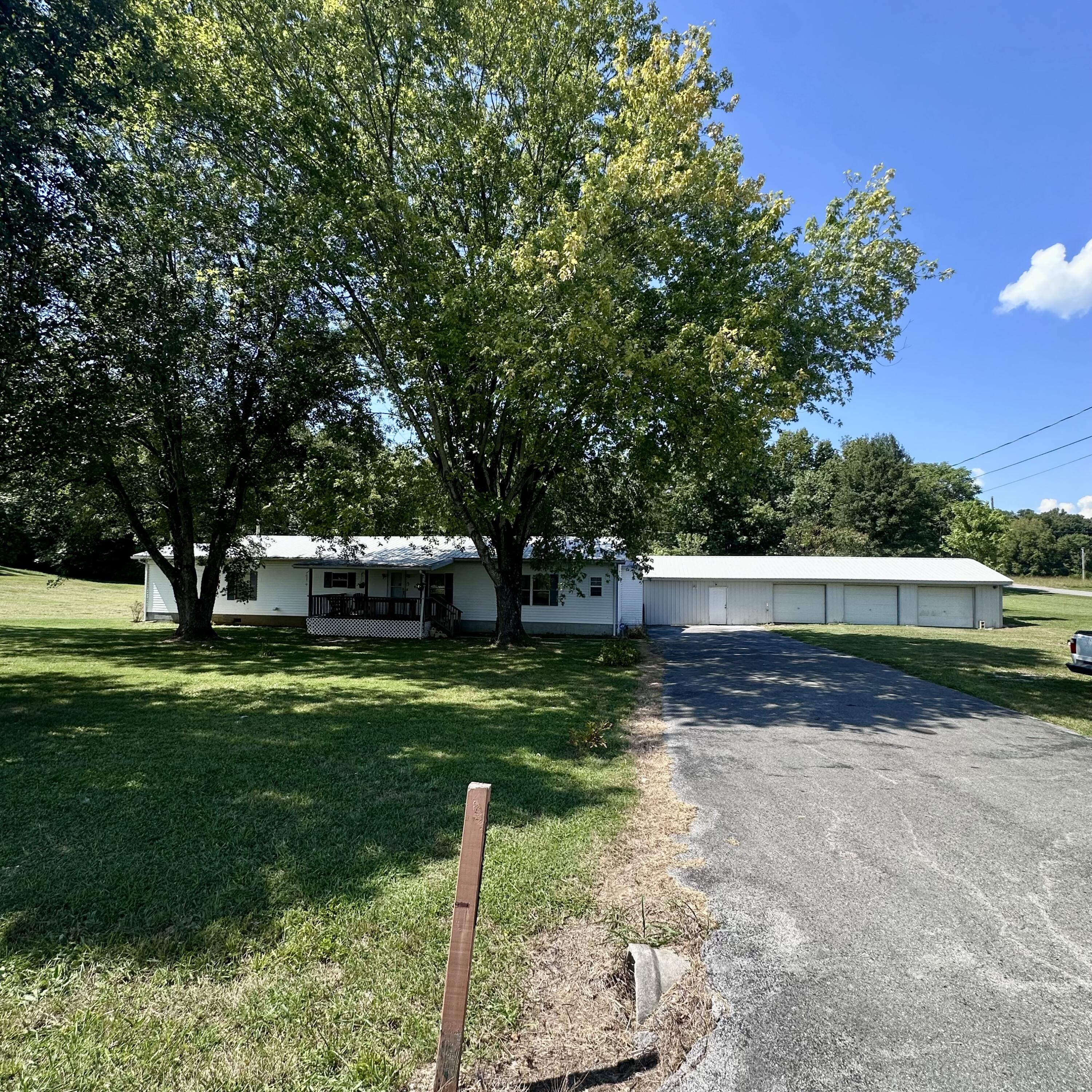 5400 Wolf River Dock Road Property Photo 1