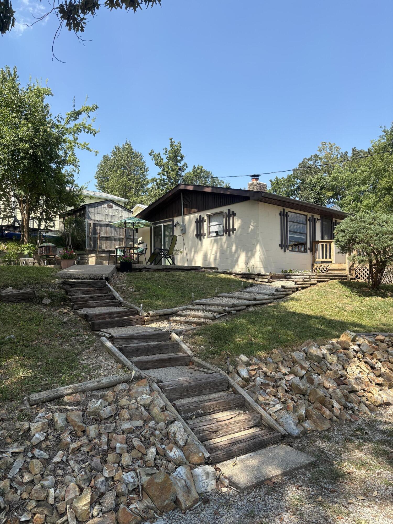 143 Knox Drive Property Photo 2