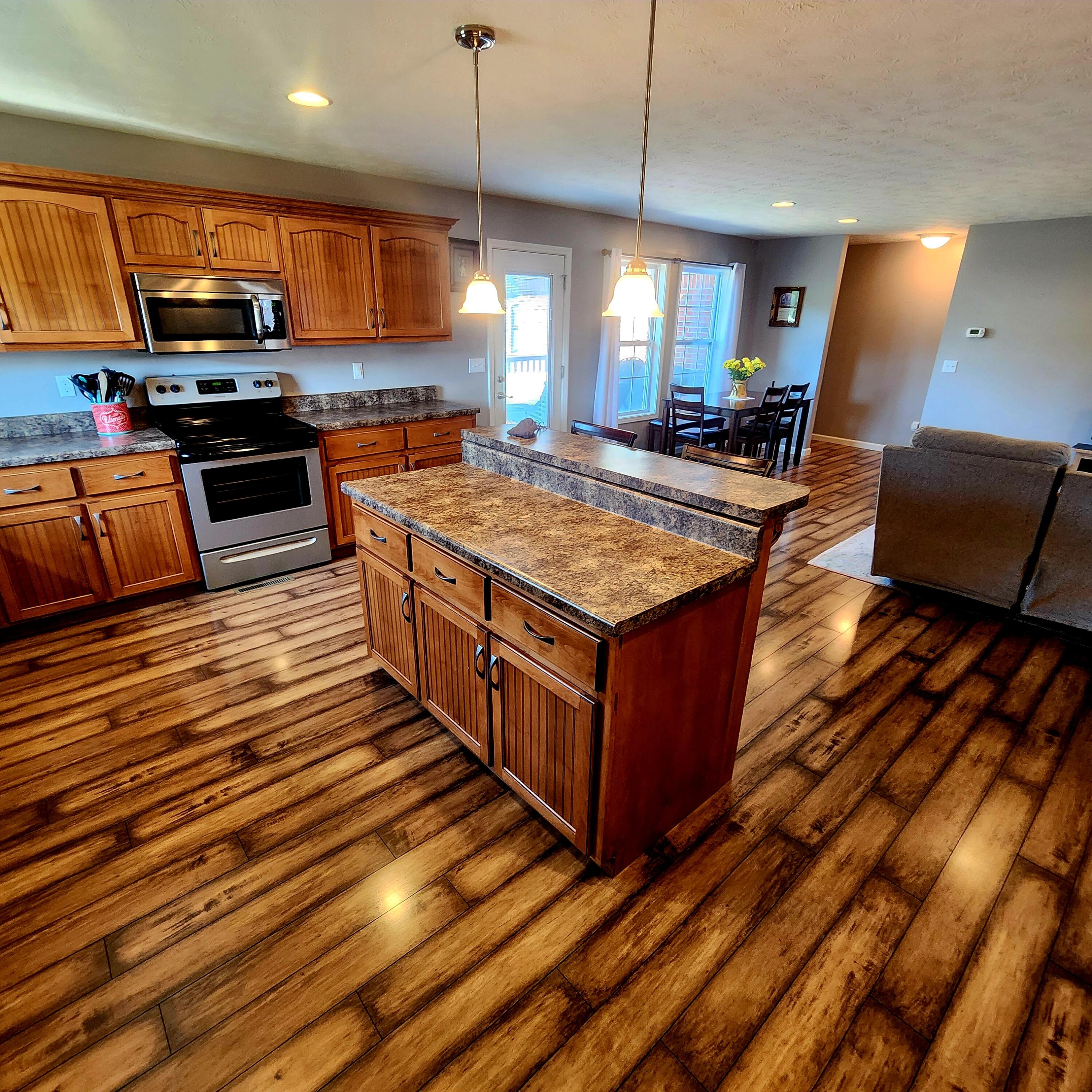 1029 Eagle Point Drive Property Photo 6