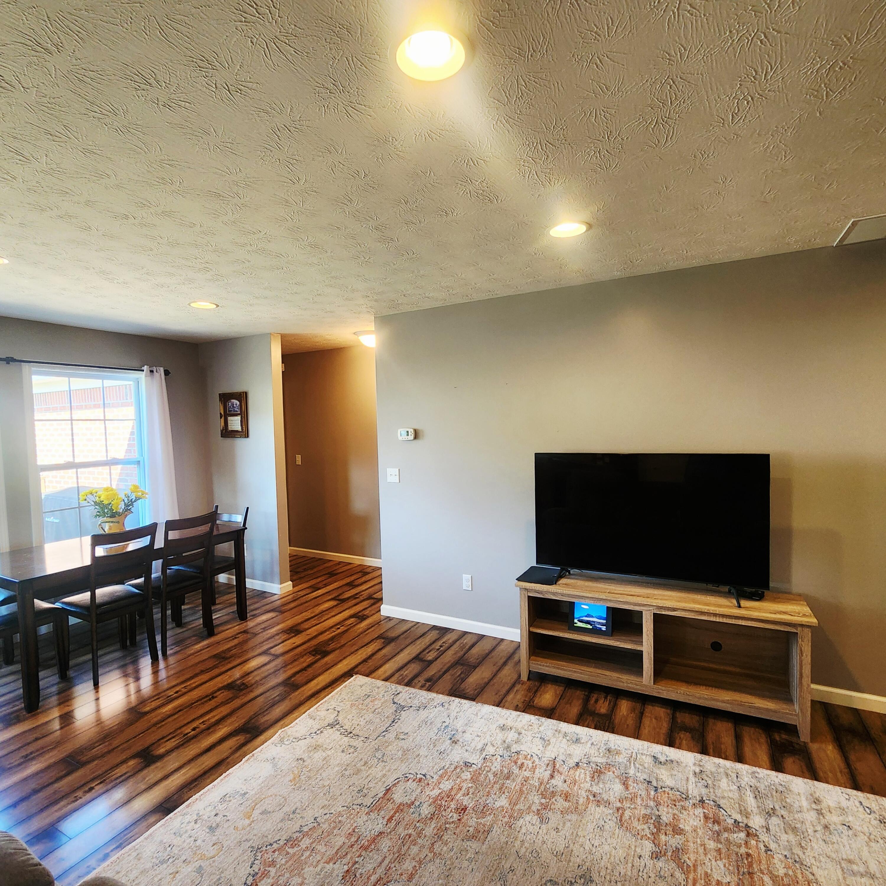 1029 Eagle Point Drive Property Photo 12